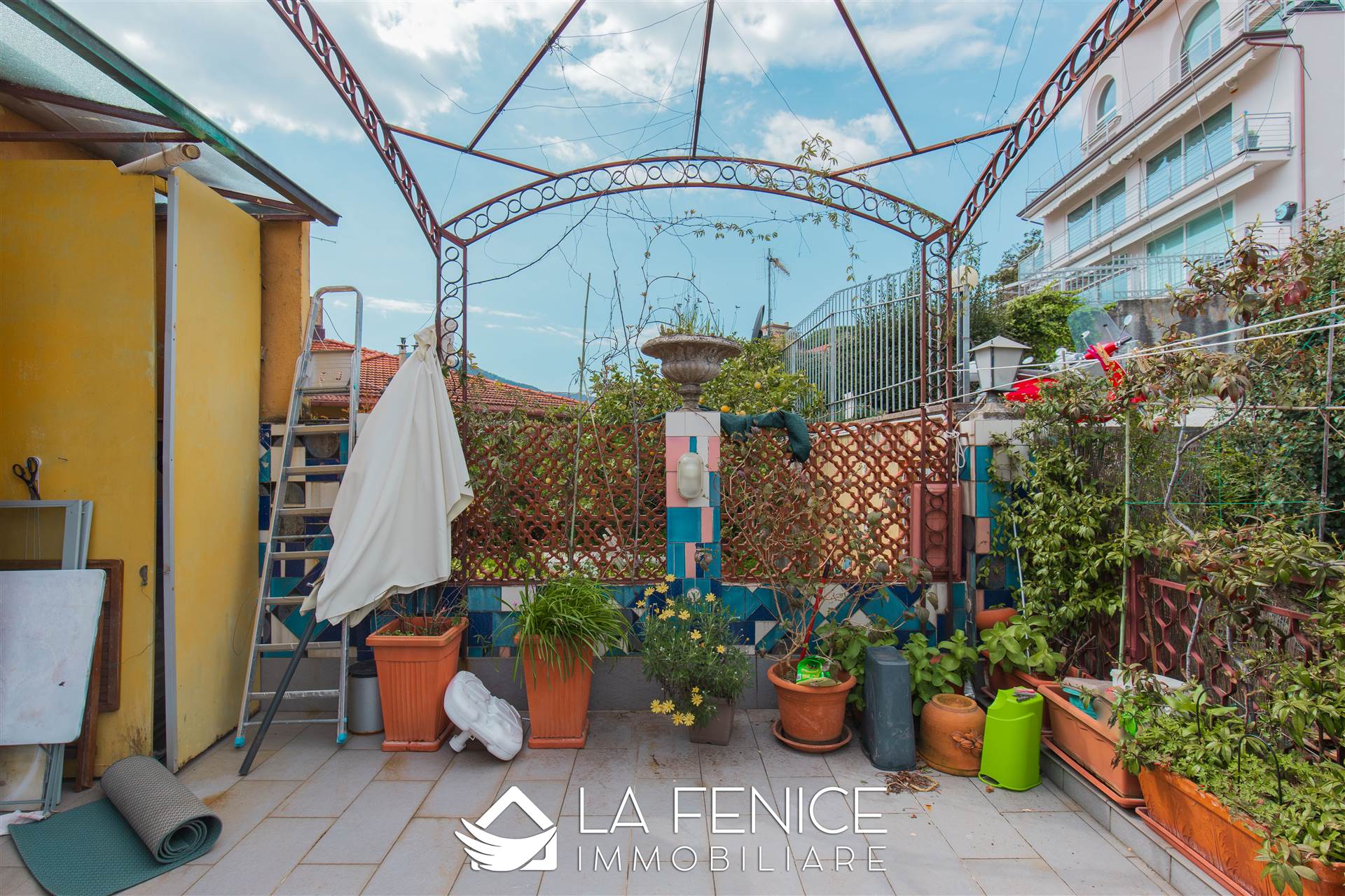 Attico a La spezia con 8 locali di 220 m2 - Foto