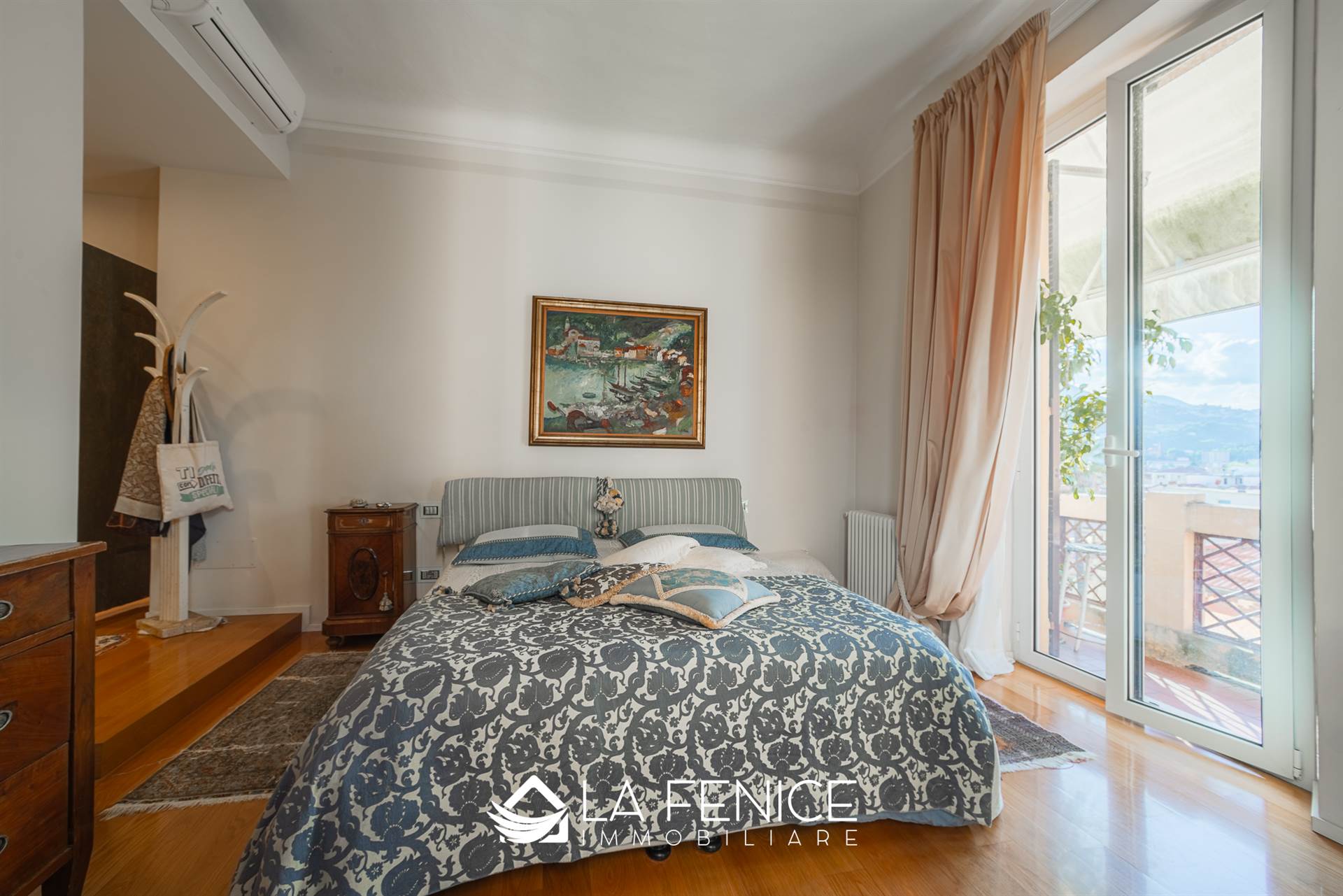 Appartamento a La spezia con 5 locali di 152 m2 - Foto