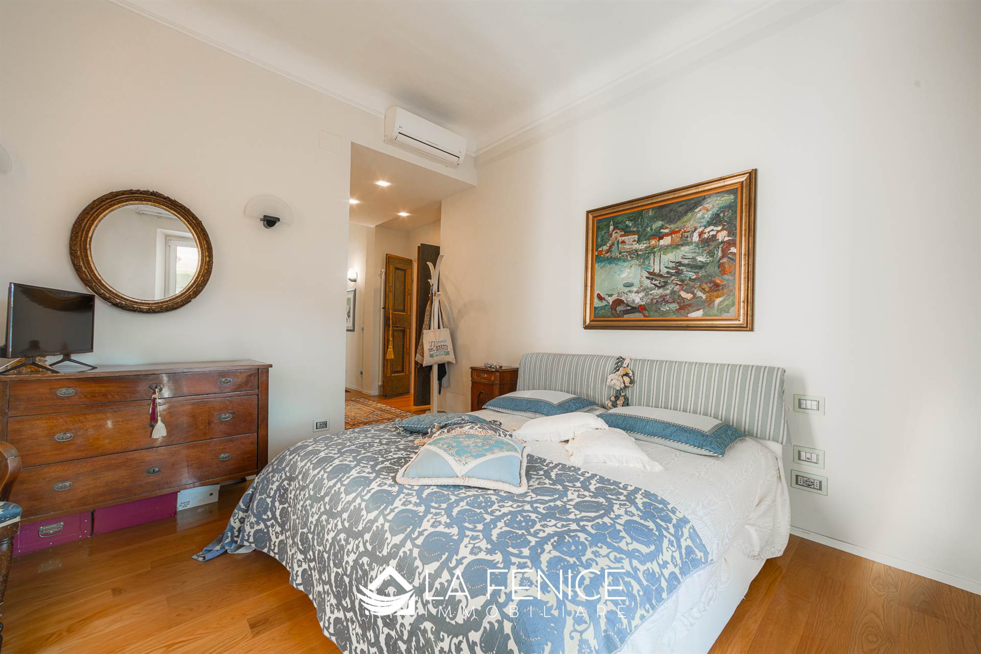 Appartamento a La spezia con 5 locali di 152 m2 - Foto