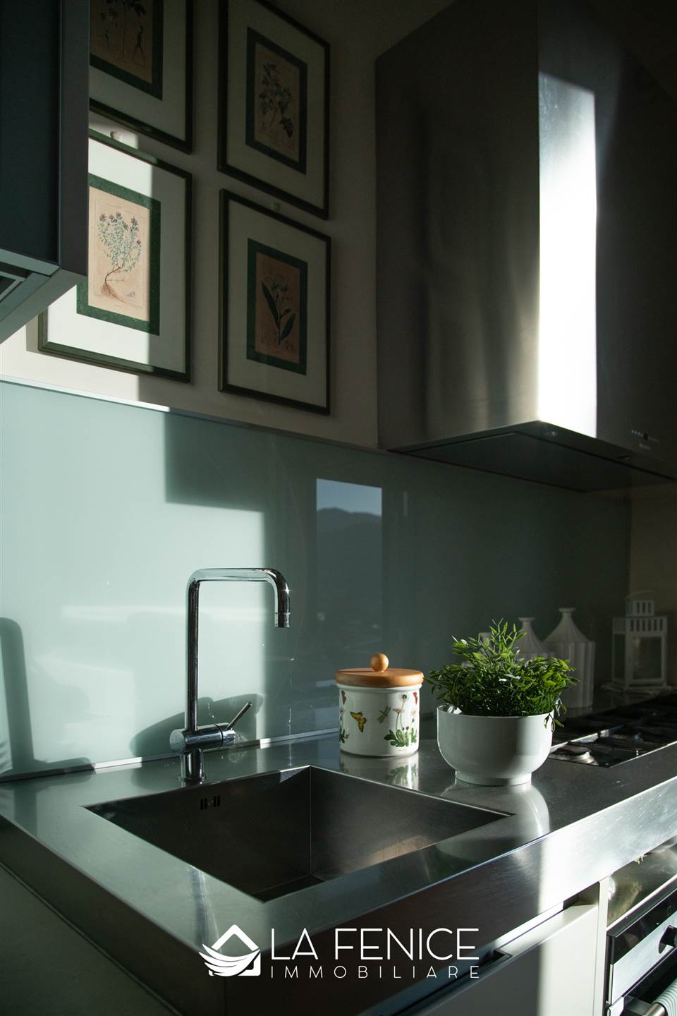 Appartamento a La spezia con 5 locali di 152 m2 - Foto