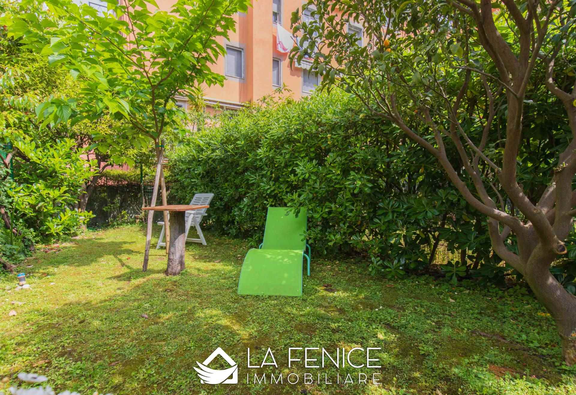 Villa bifamiliare a Lerici con 5 locali di 125 m2 - Foto