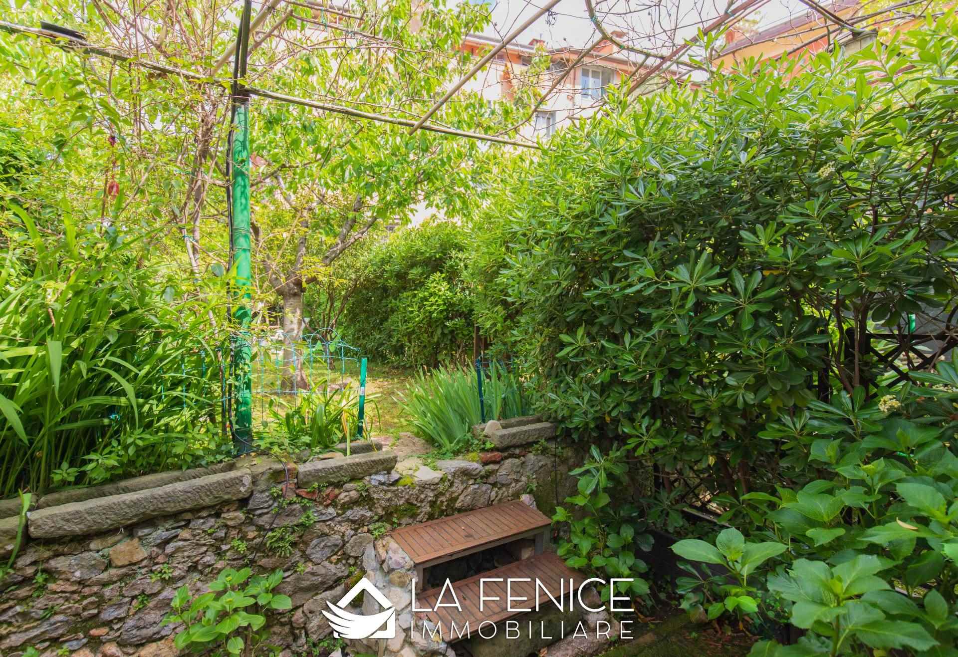 Villa bifamiliare a Lerici con 5 locali di 125 m2 - Foto