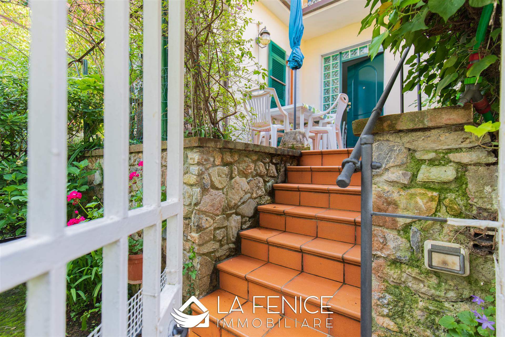 Villa bifamiliare a Lerici con 5 locali di 125 m2 - Foto