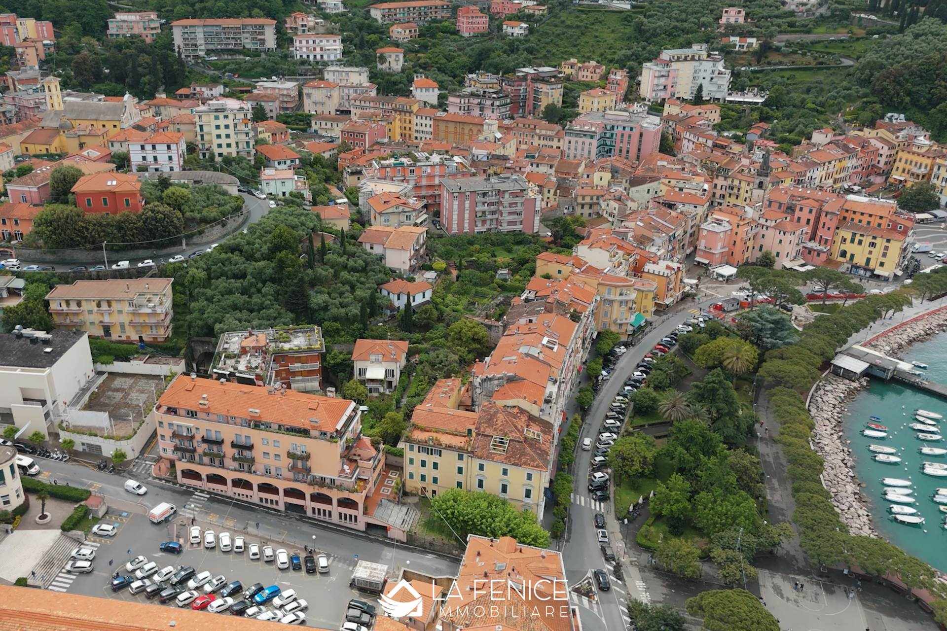 Villa bifamiliare a Lerici con 5 locali di 125 m2 - Foto
