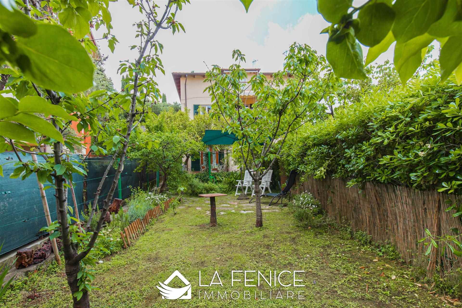 Villa bifamiliare a Lerici con 5 locali di 125 m2 - Foto