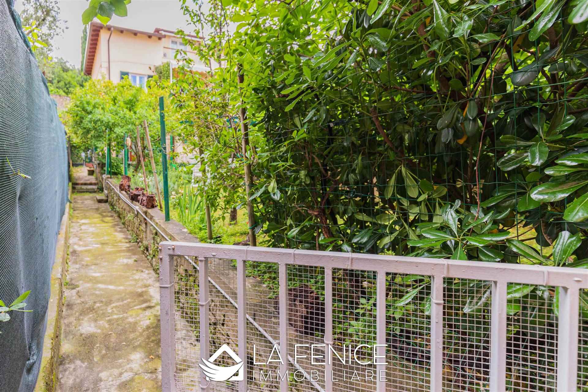 Villa bifamiliare a Lerici con 5 locali di 125 m2 - Foto