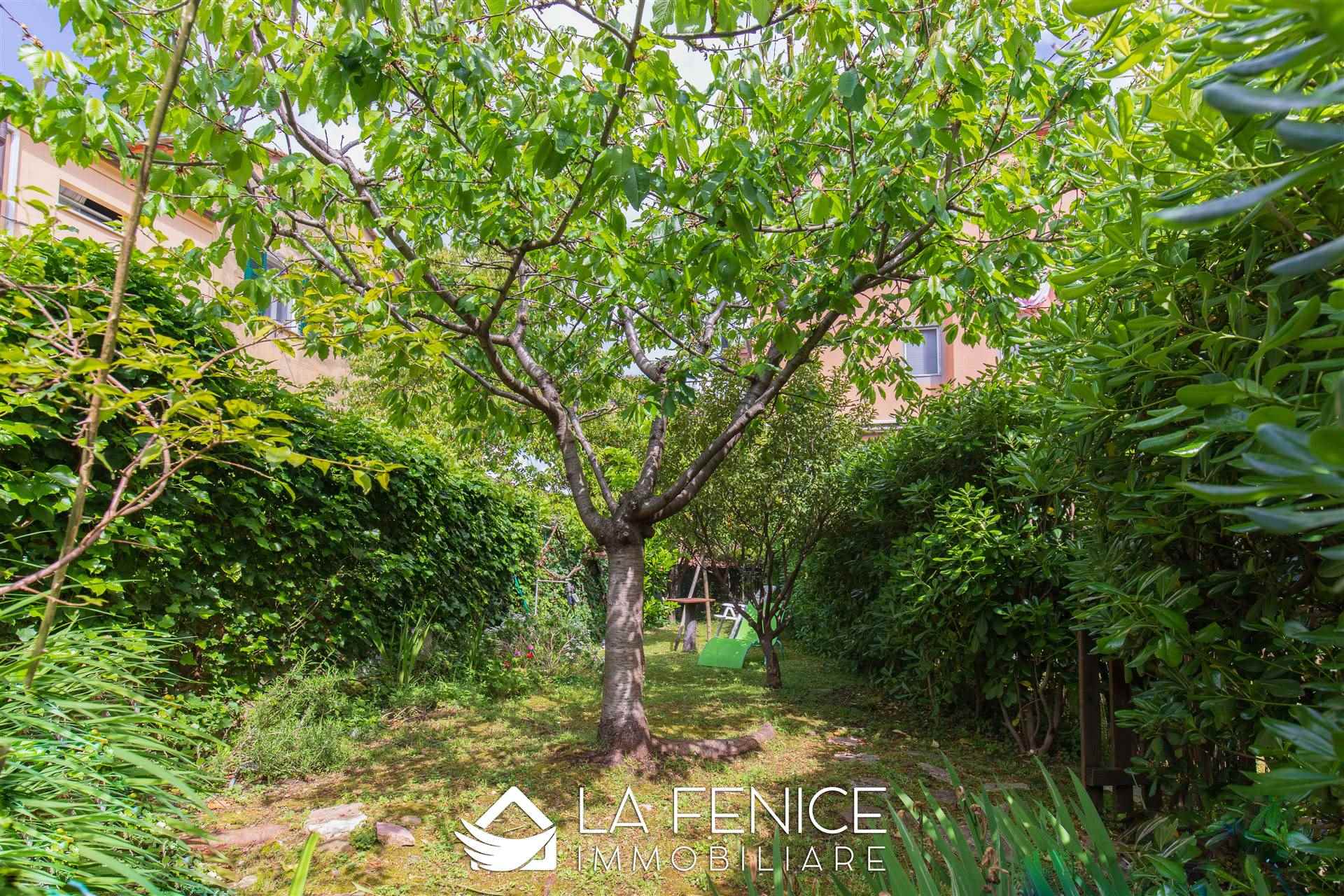 Villa bifamiliare a Lerici con 5 locali di 125 m2 - Foto