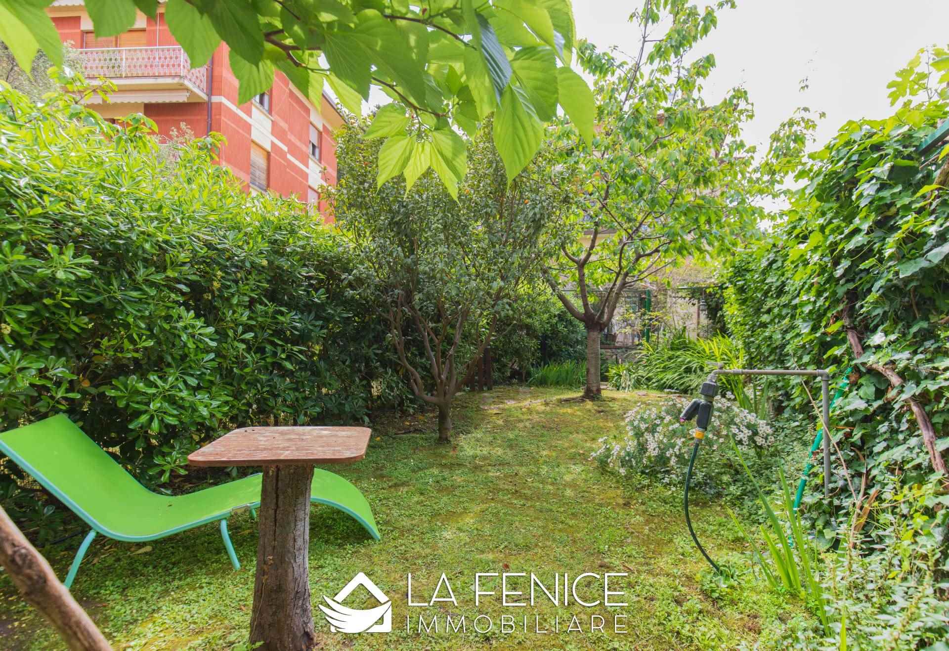 Villa bifamiliare a Lerici con 5 locali di 125 m2 - Foto