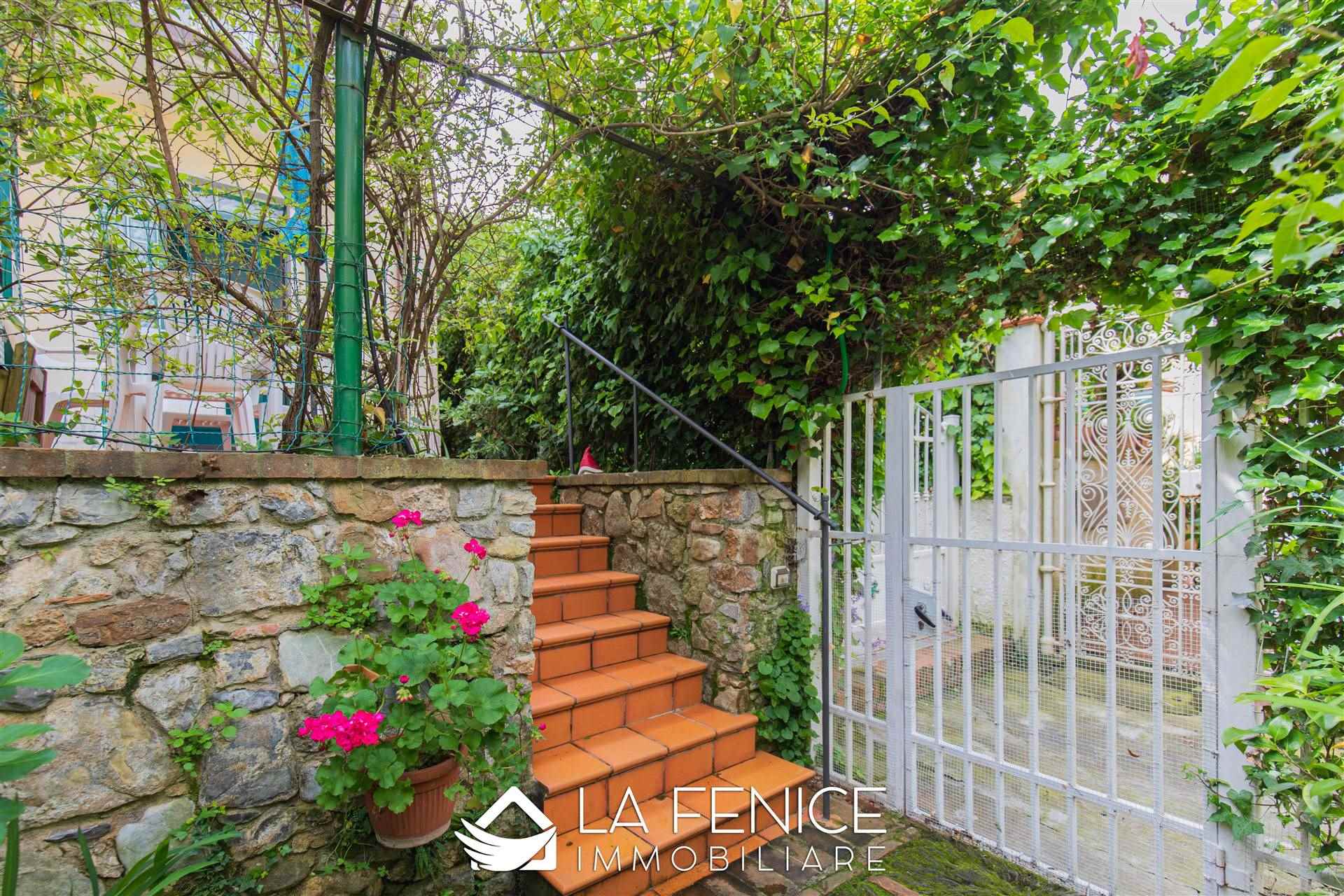 Villa bifamiliare a Lerici con 5 locali di 125 m2 - Foto