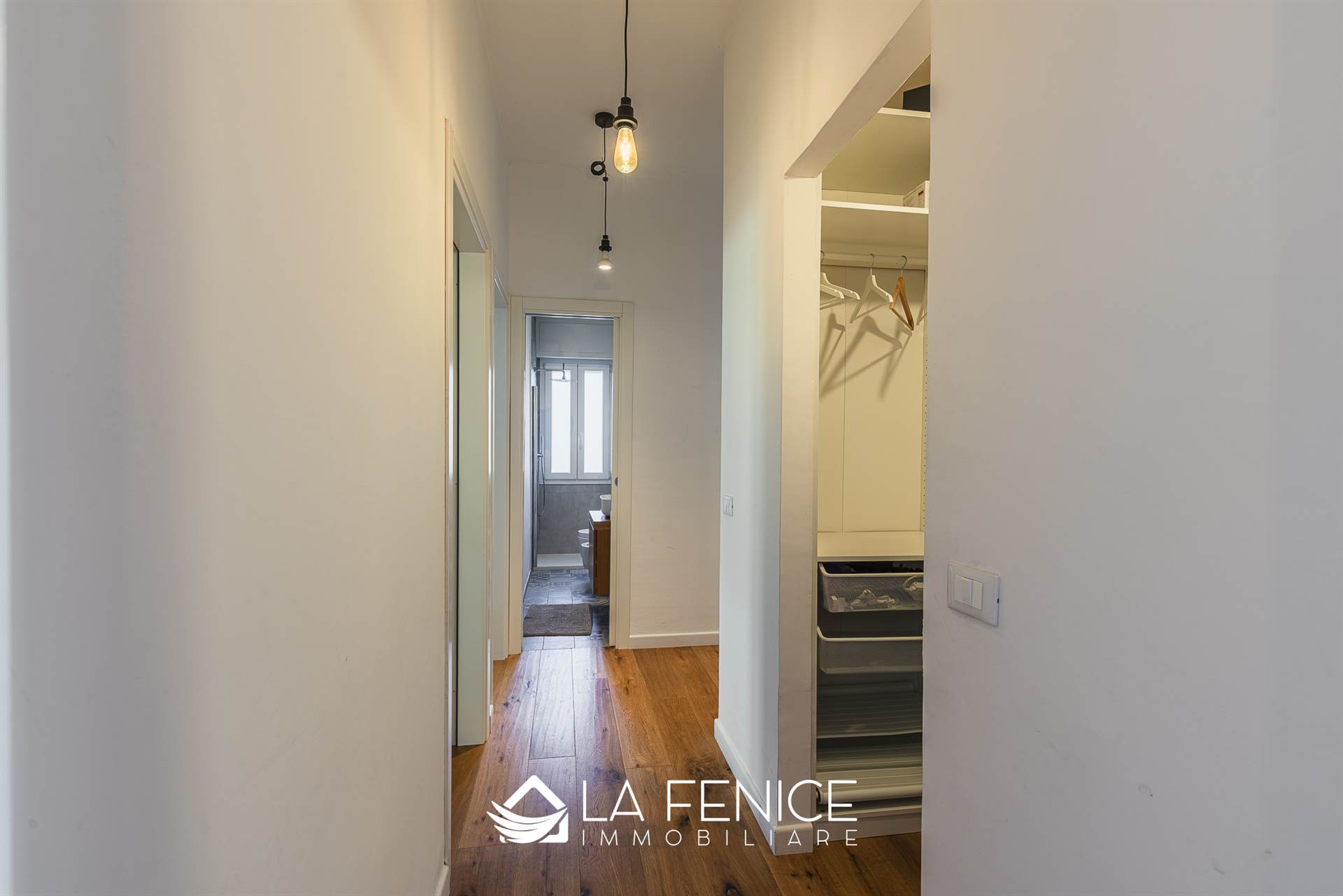 Appartamento a Camaiore con 5 locali di 120 m2 - Foto Appartamento a Camaiore con 5 locali di 120 m2 - Foto