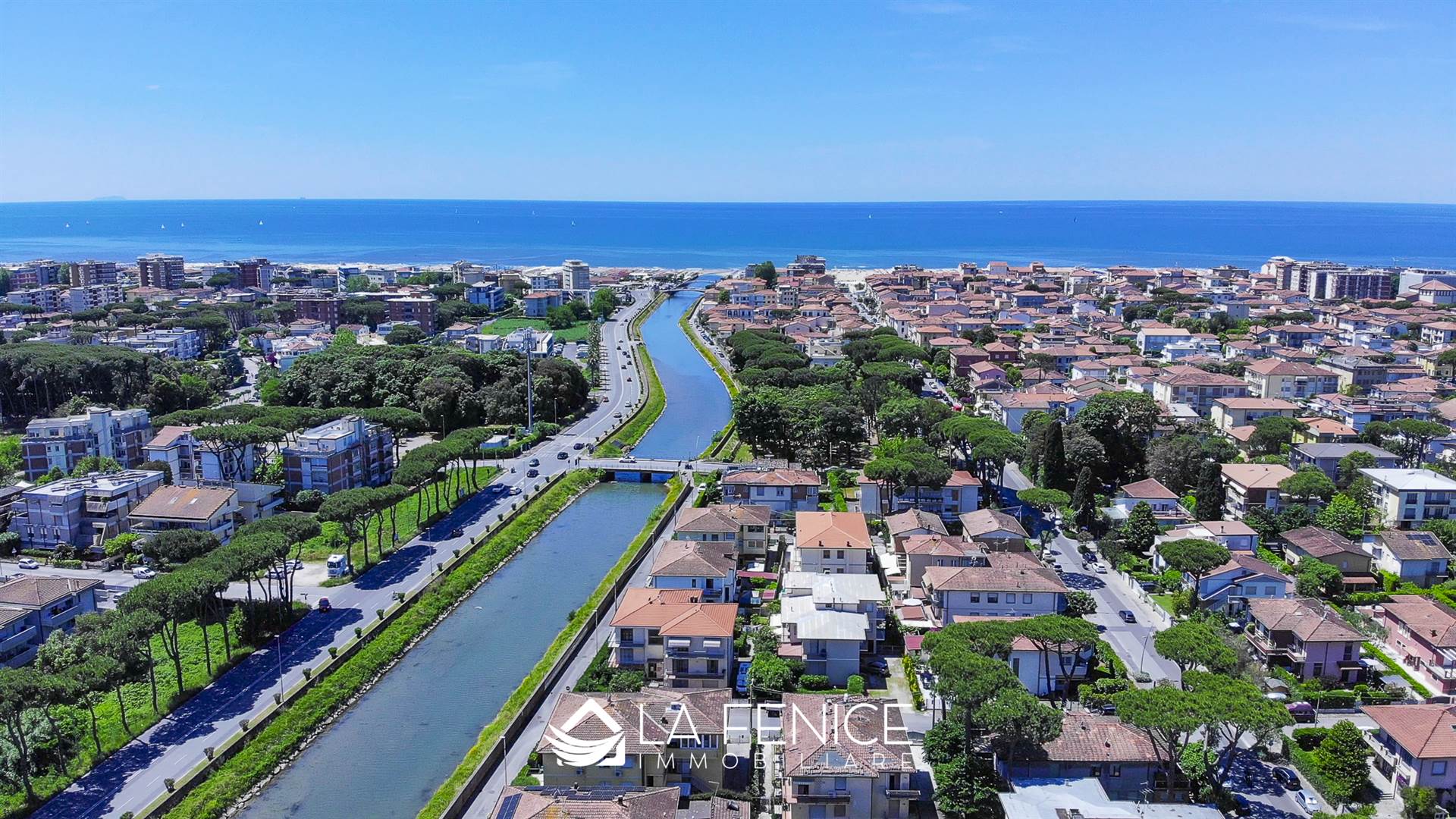 Appartamento a Camaiore con 5 locali di 120 m2 - Foto Appartamento a Camaiore con 5 locali di 120 m2 - Foto