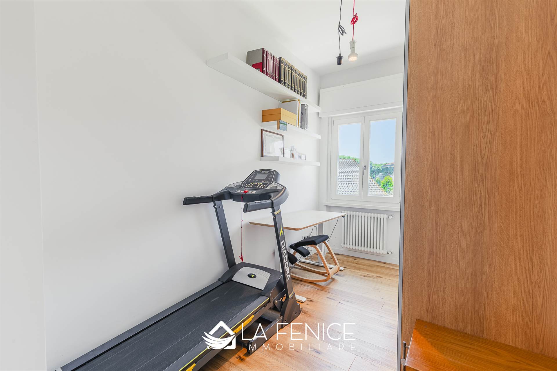 Appartamento a Camaiore con 5 locali di 120 m2 - Foto Appartamento a Camaiore con 5 locali di 120 m2 - Foto