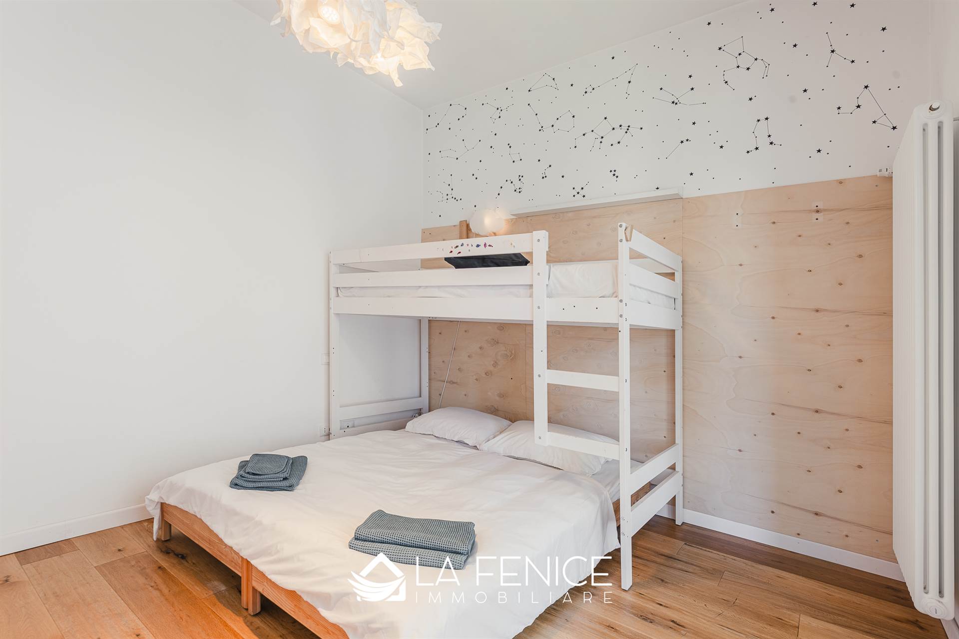 Appartamento a Camaiore con 5 locali di 120 m2 - Foto Appartamento a Camaiore con 5 locali di 120 m2 - Foto