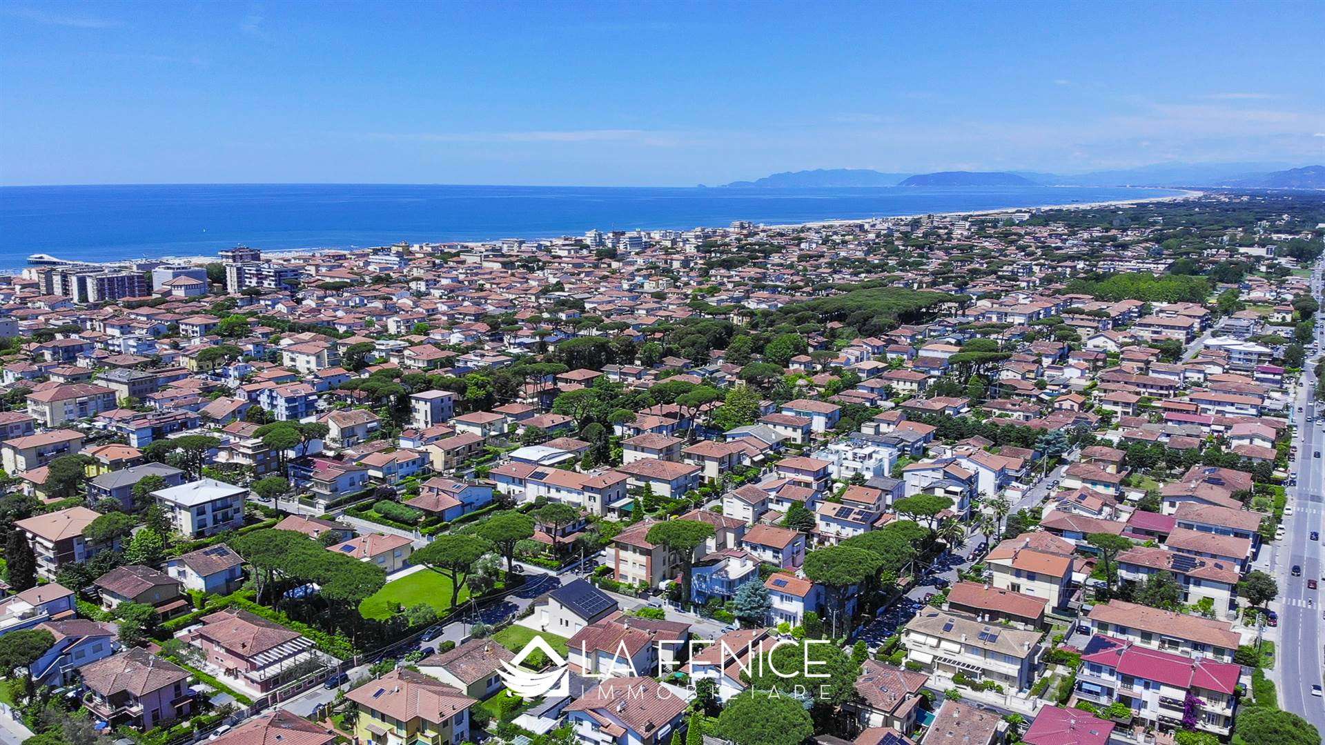 Appartamento a Camaiore con 5 locali di 120 m2 - Foto Appartamento a Camaiore con 5 locali di 120 m2 - Foto