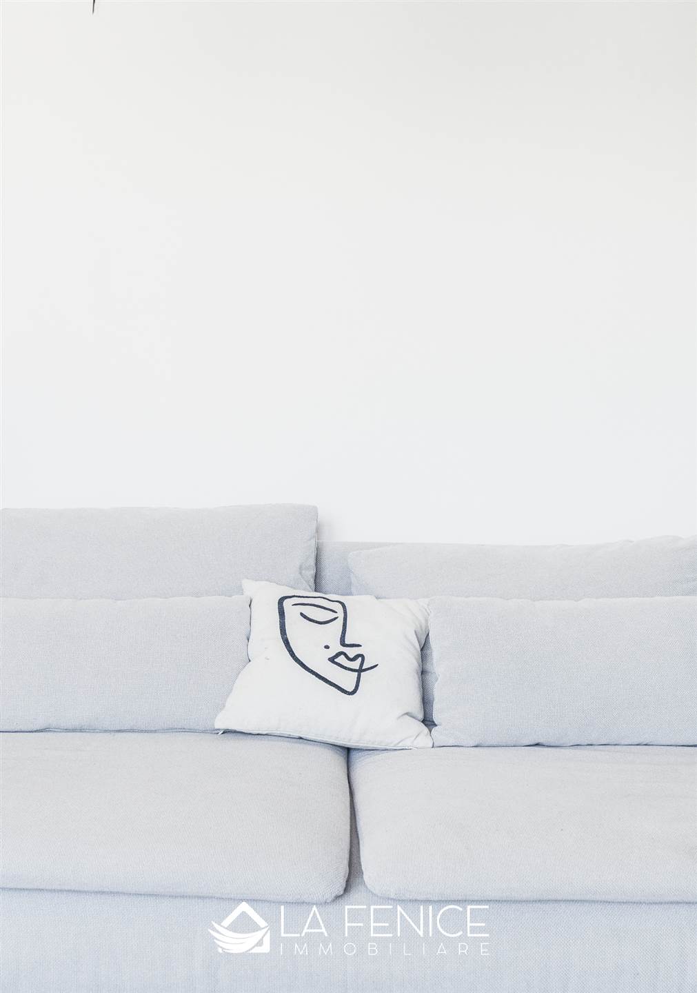 Appartamento a Camaiore con 5 locali di 120 m2 - Foto Appartamento a Camaiore con 5 locali di 120 m2 - Foto