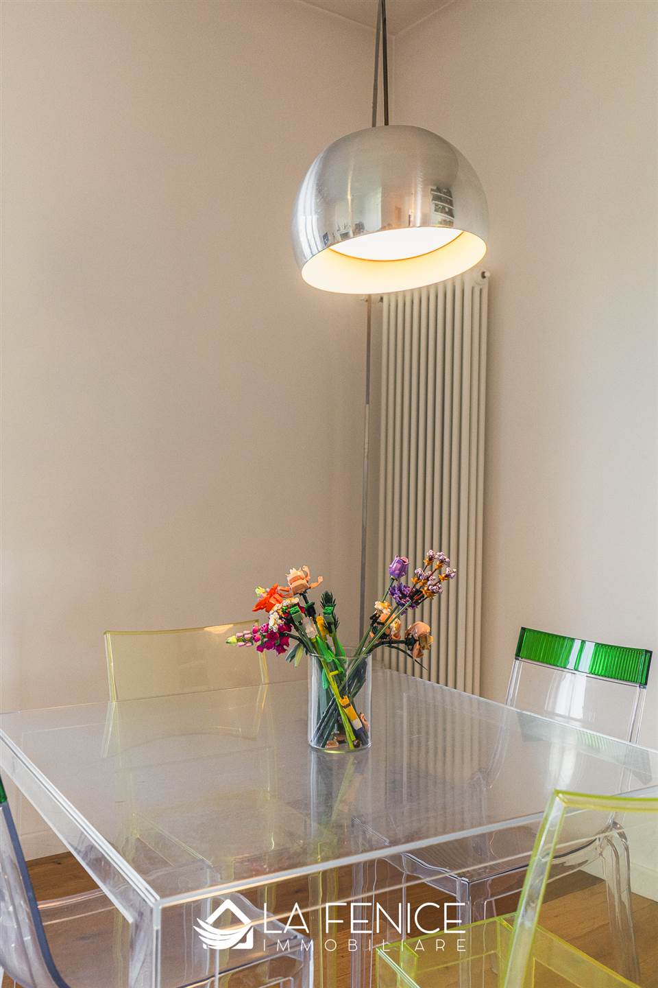 Appartamento a Camaiore con 5 locali di 120 m2 - Foto Appartamento a Camaiore con 5 locali di 120 m2 - Foto