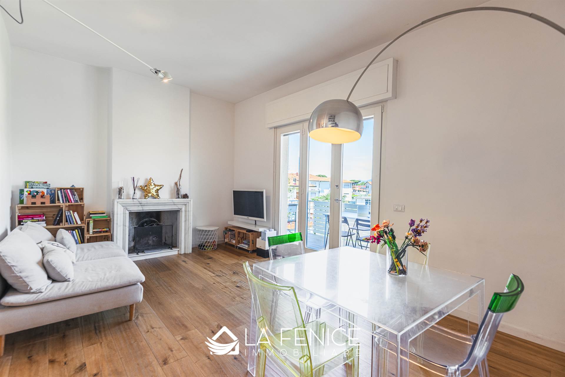 Appartamento a Camaiore con 5 locali di 120 m2 - Foto Appartamento a Camaiore con 5 locali di 120 m2 - Foto