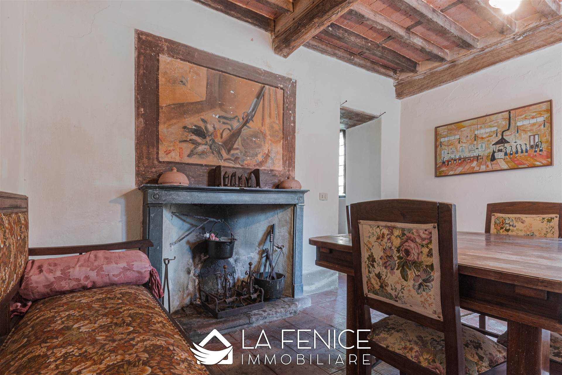 Villa a Camaiore con 20 locali di 790 m2 - Foto