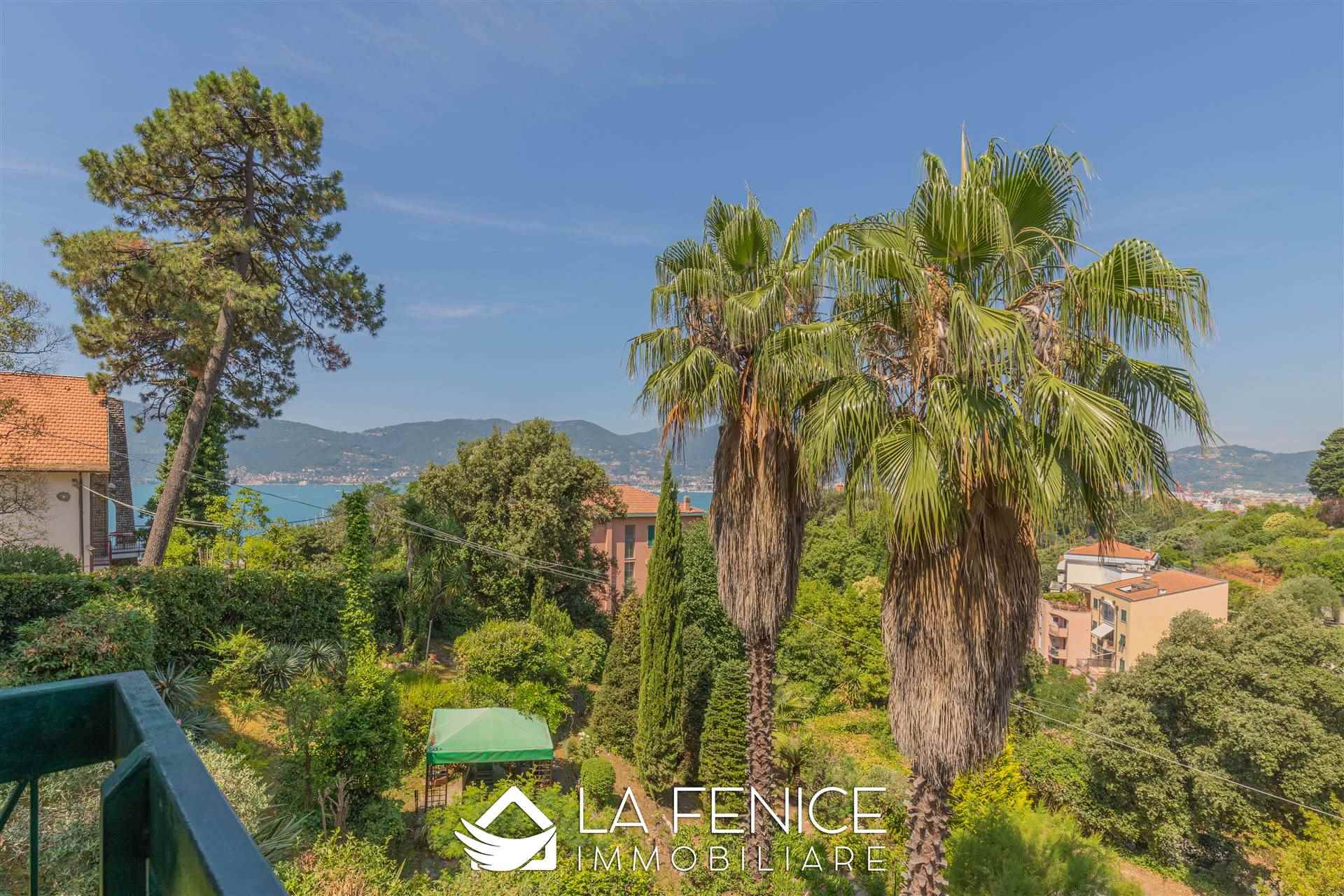 Appartamento a La spezia con 4 locali di 132 m2 - Foto