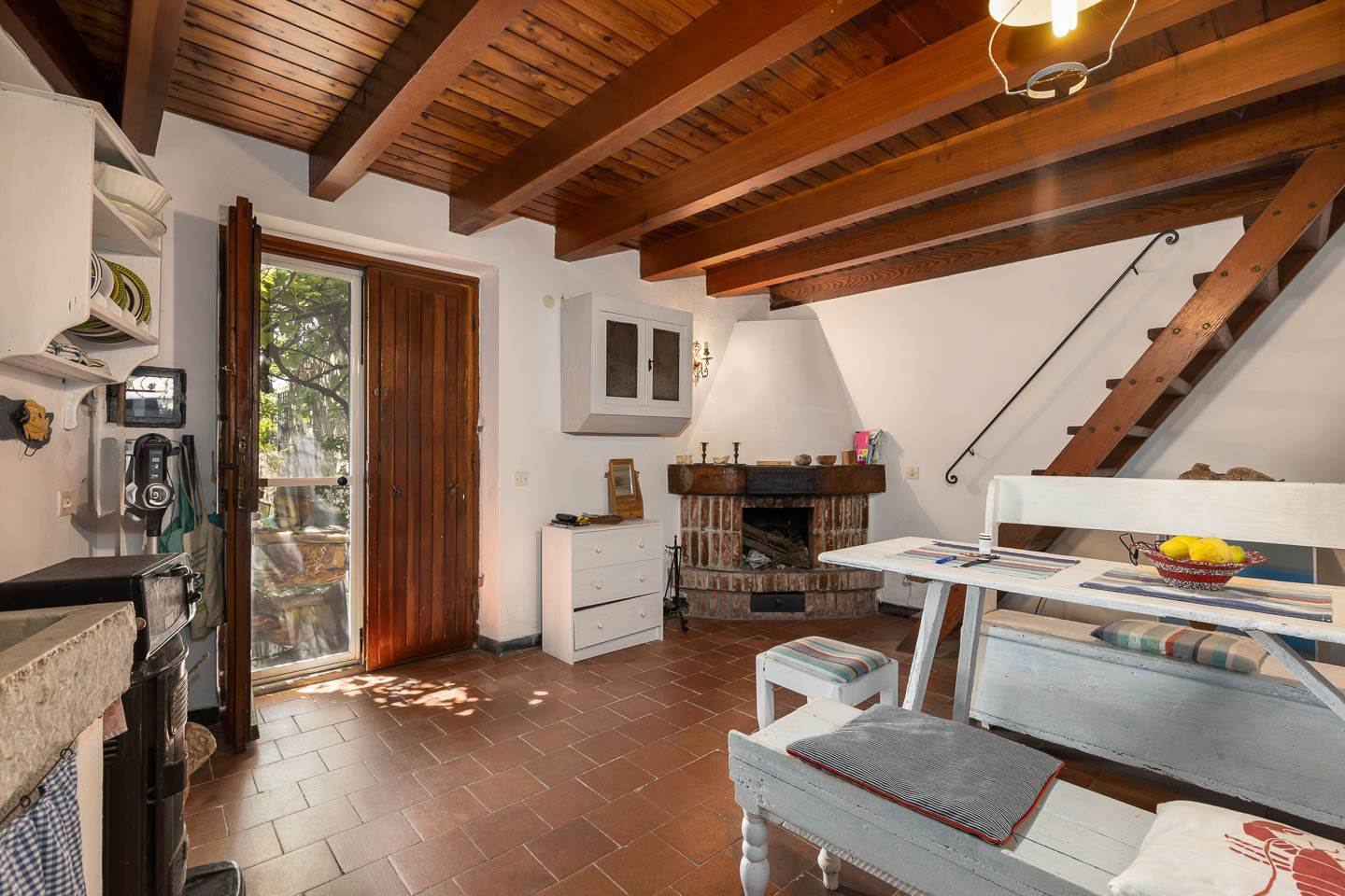 Rustico casale a Vernazza con 4 locali di 76 m2 - Foto