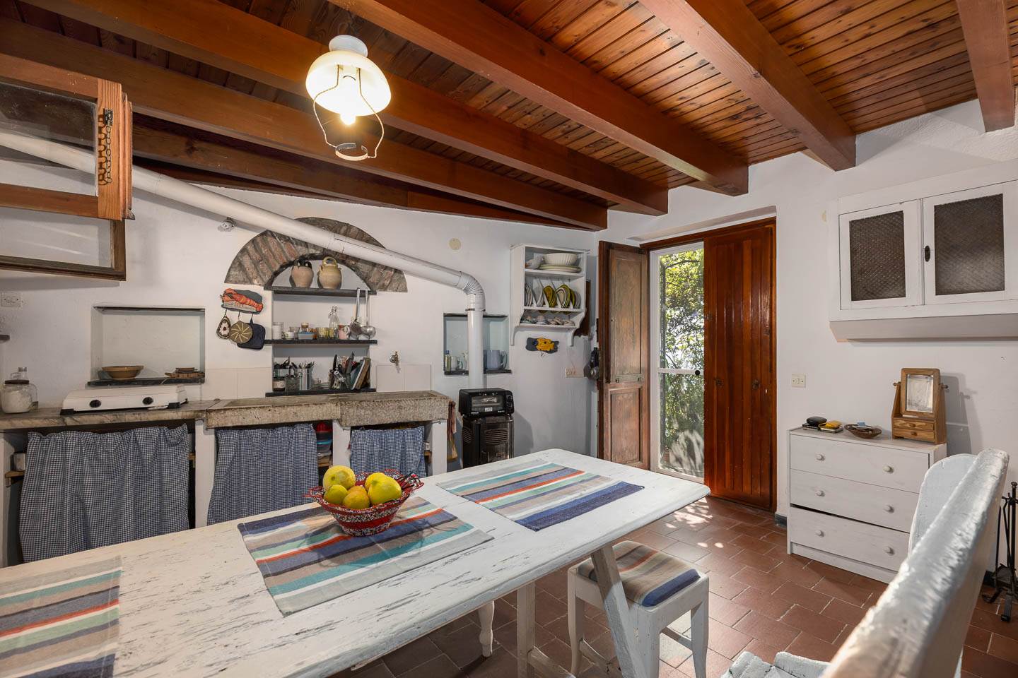 Rustico casale a Vernazza con 4 locali di 76 m2 - Foto