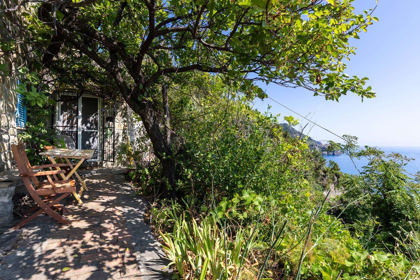 Rustico casale a Vernazza con 4 locali di 76 m2 - Foto