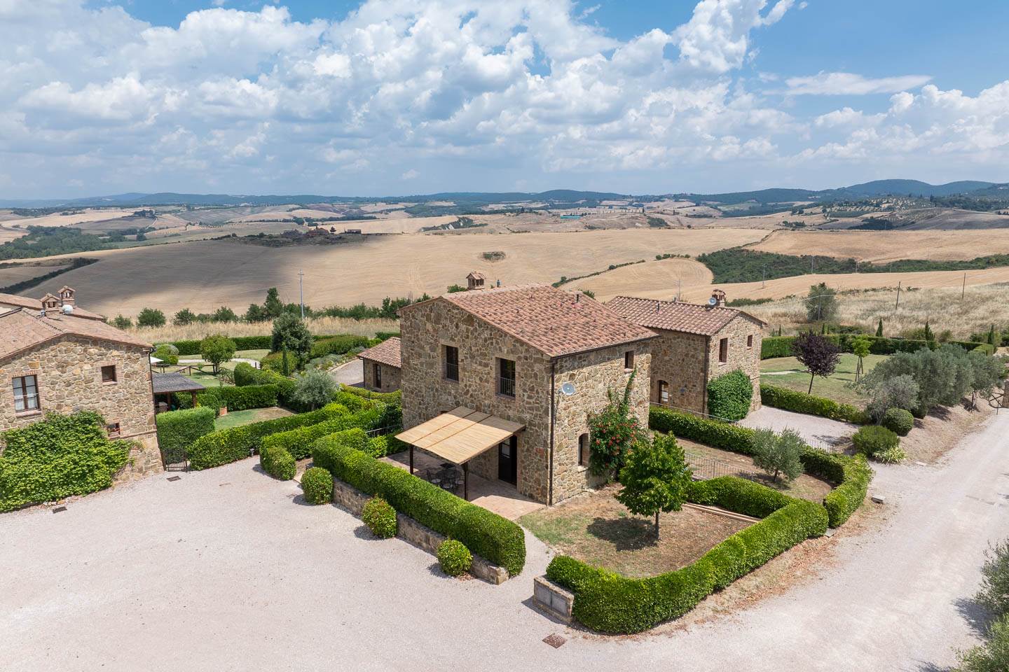 Rustico casale a Montalcino con 4 locali di 125 m2 - Foto