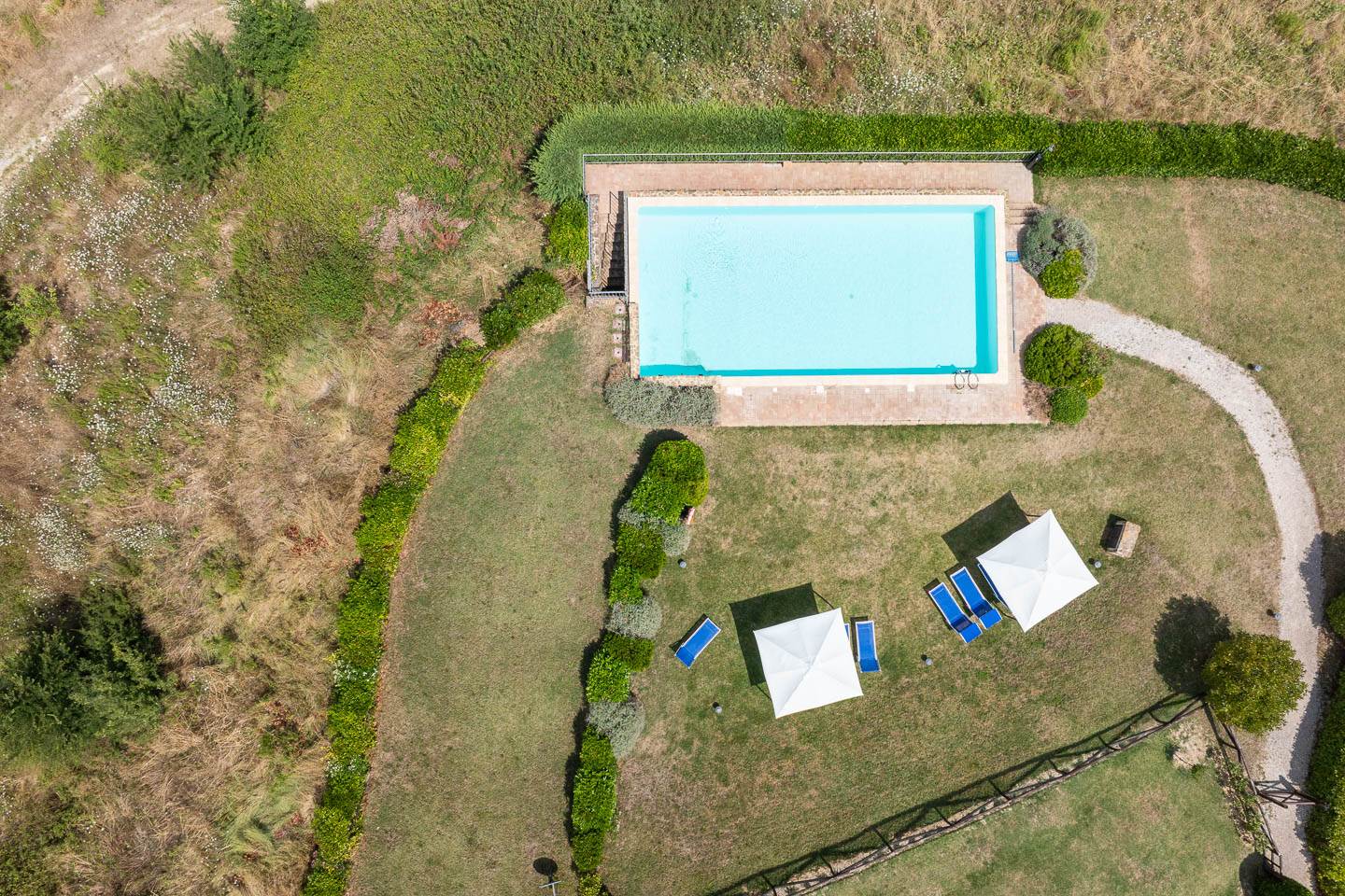 Rustico casale a Montalcino con 4 locali di 125 m2 - Foto