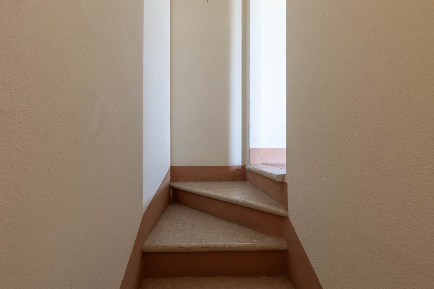 Rustico casale a Montalcino con 4 locali di 125 m2 - Foto