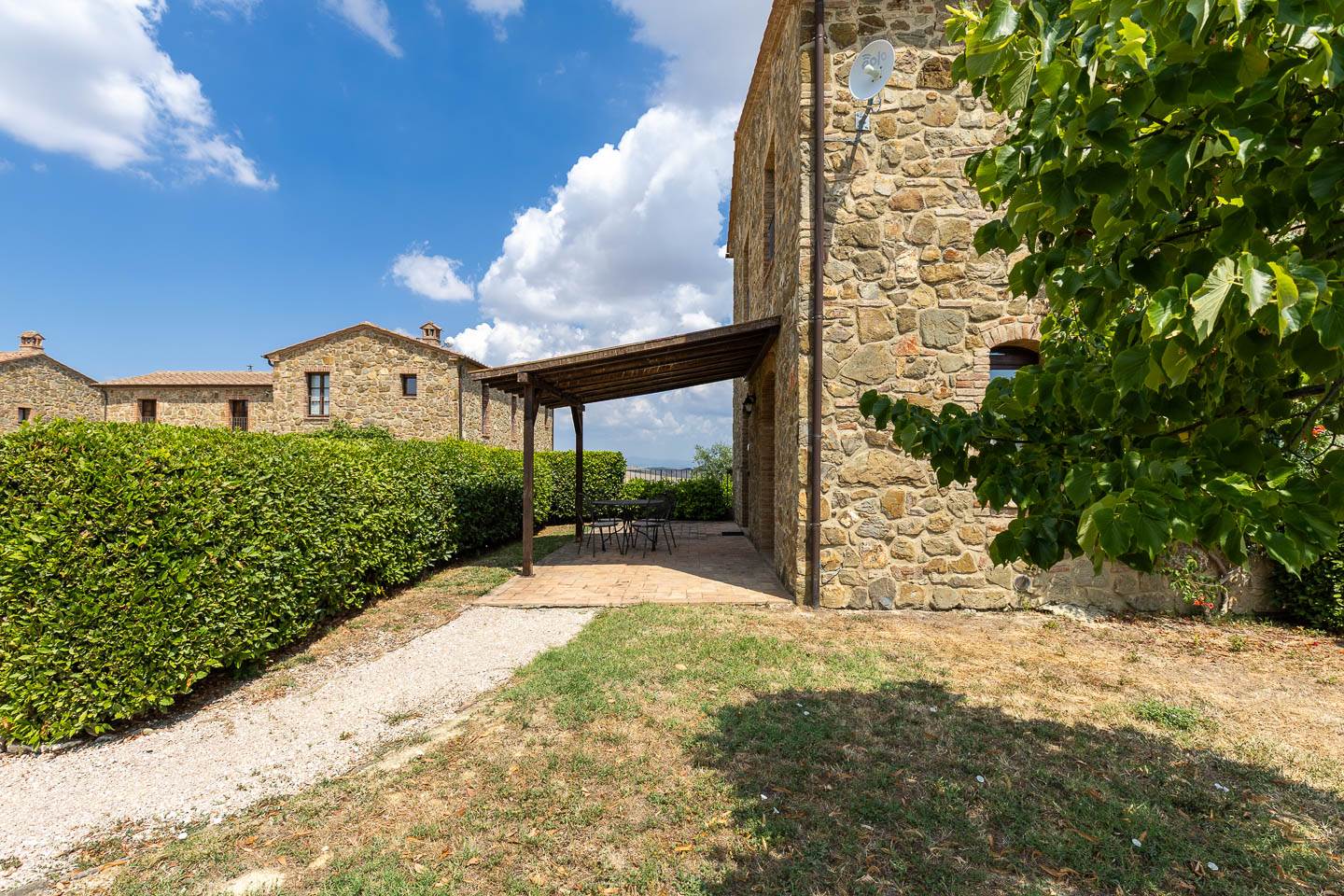 Rustico casale a Montalcino con 4 locali di 125 m2 - Foto