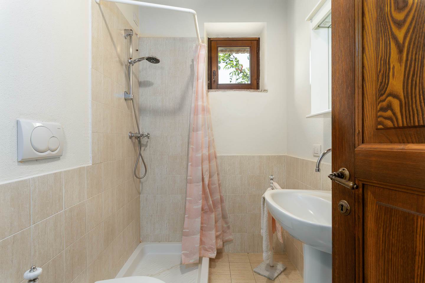 Rustico casale a Montalcino con 4 locali di 125 m2 - Foto