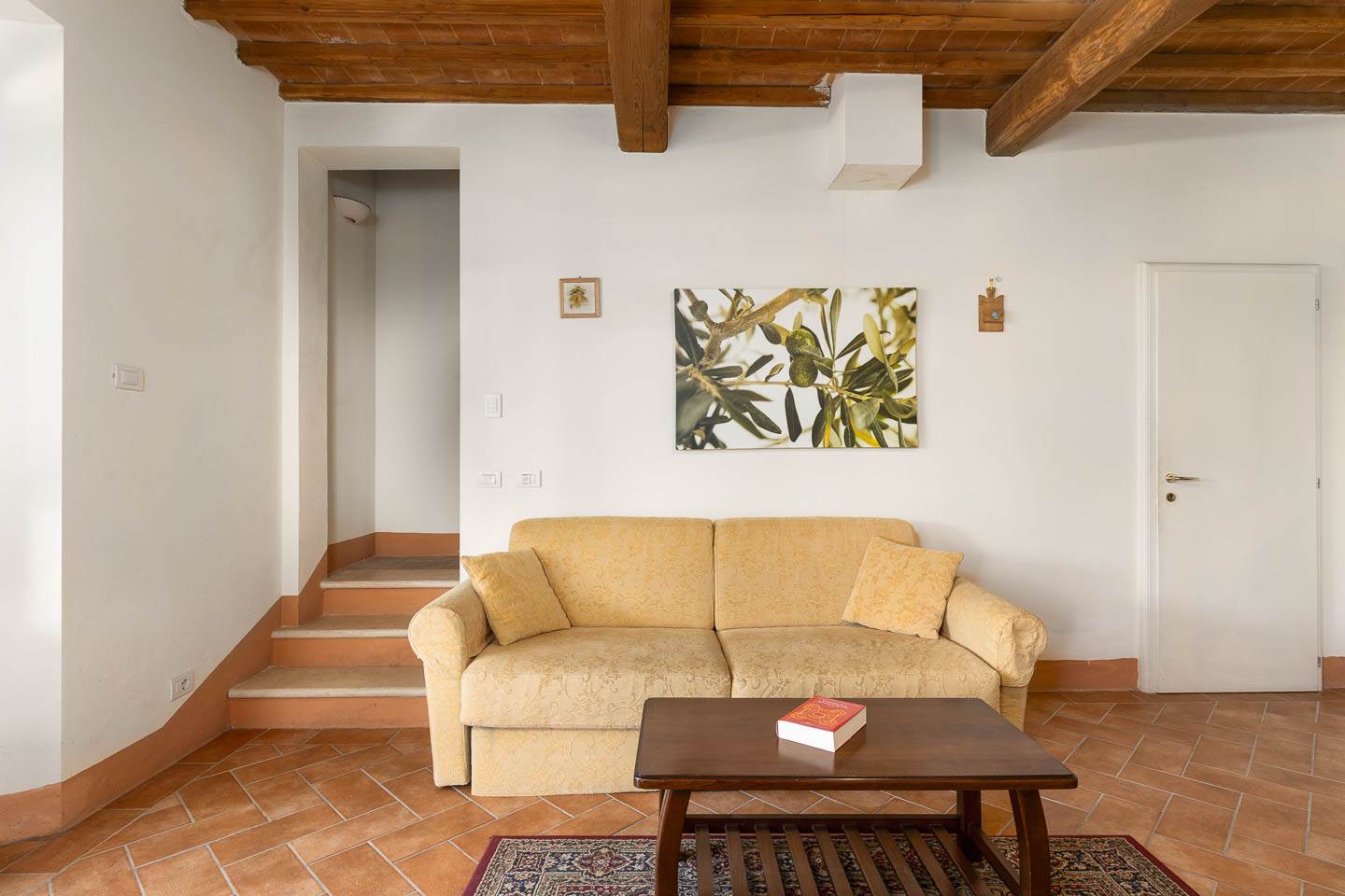 Rustico casale a Montalcino con 4 locali di 125 m2 - Foto