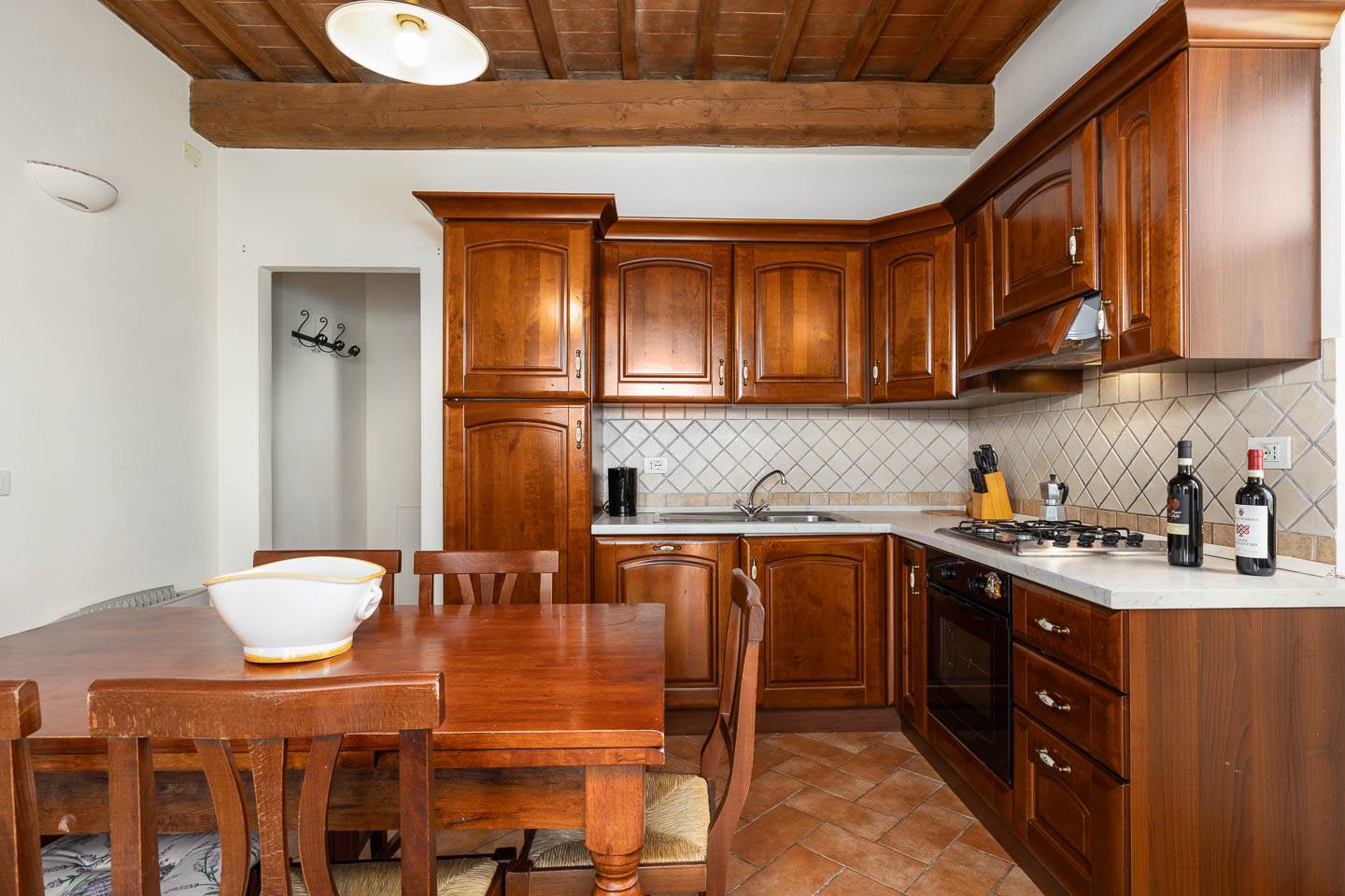 Rustico casale a Montalcino con 4 locali di 125 m2 - Foto