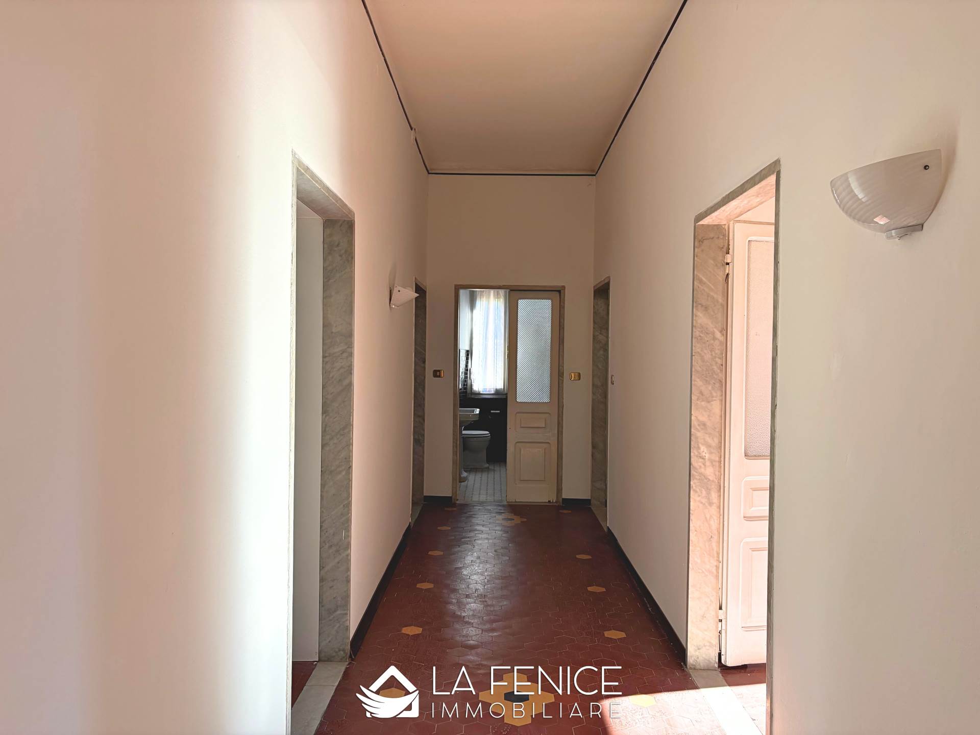 Appartamento a Sarzana con 5 locali di 118 m2 - Foto