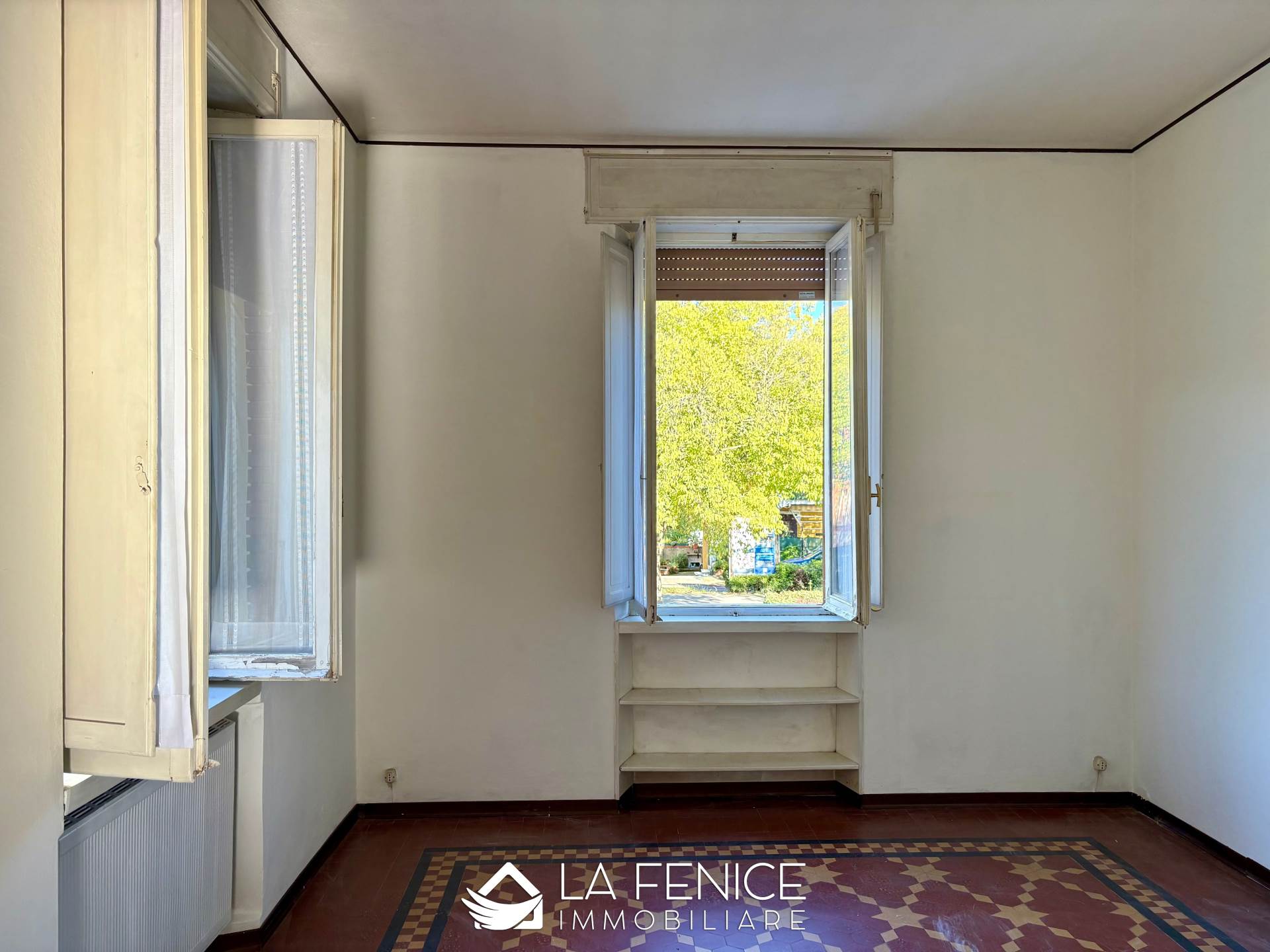 Appartamento a Sarzana con 5 locali di 118 m2 - Foto