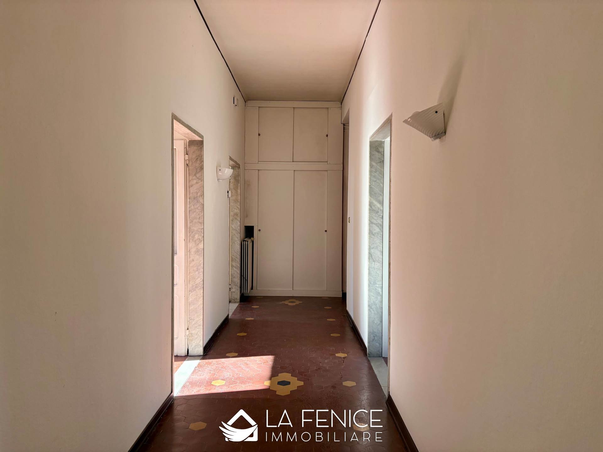 Appartamento a Sarzana con 5 locali di 118 m2 - Foto