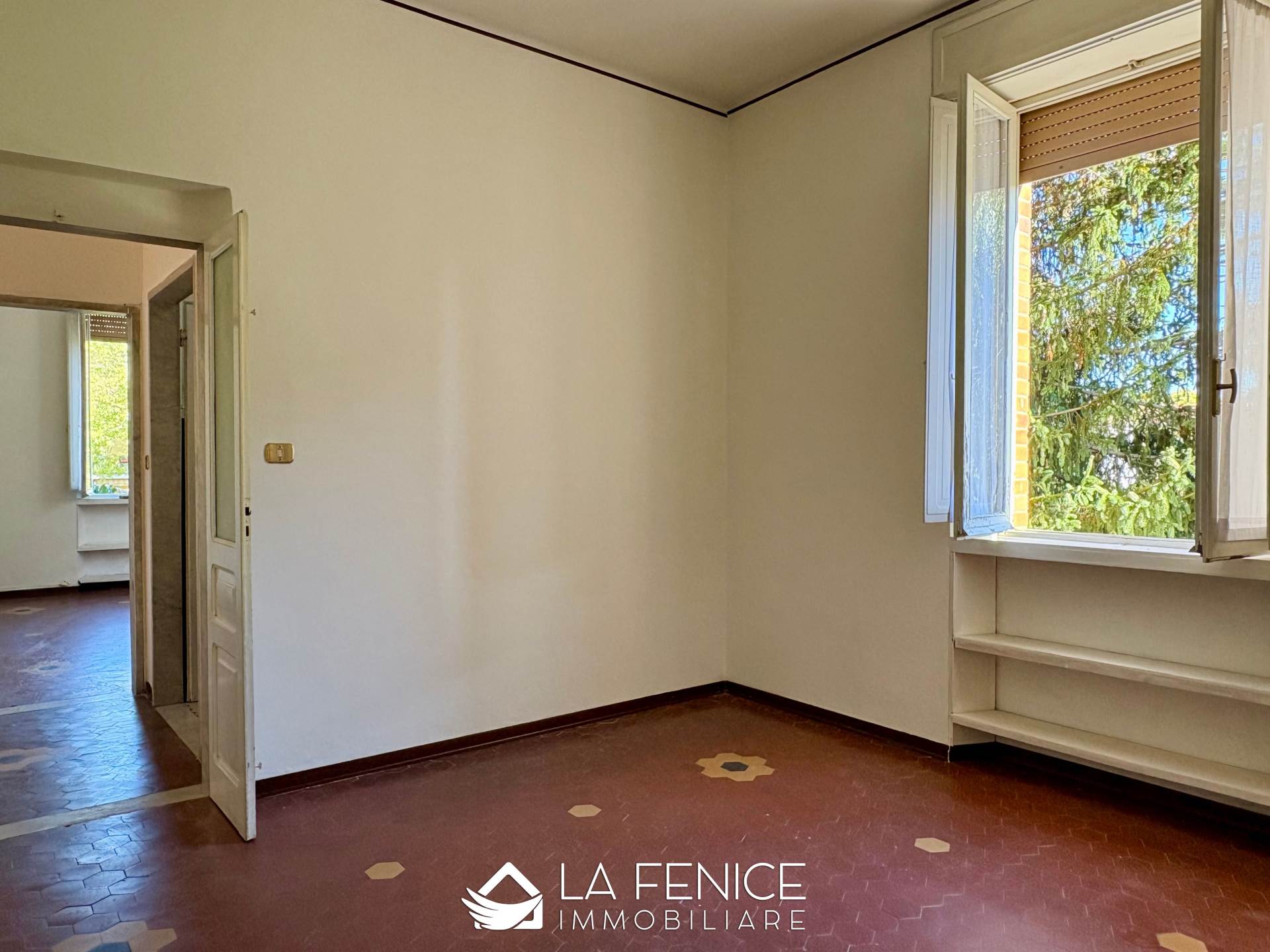 Appartamento a Sarzana con 5 locali di 118 m2 - Foto