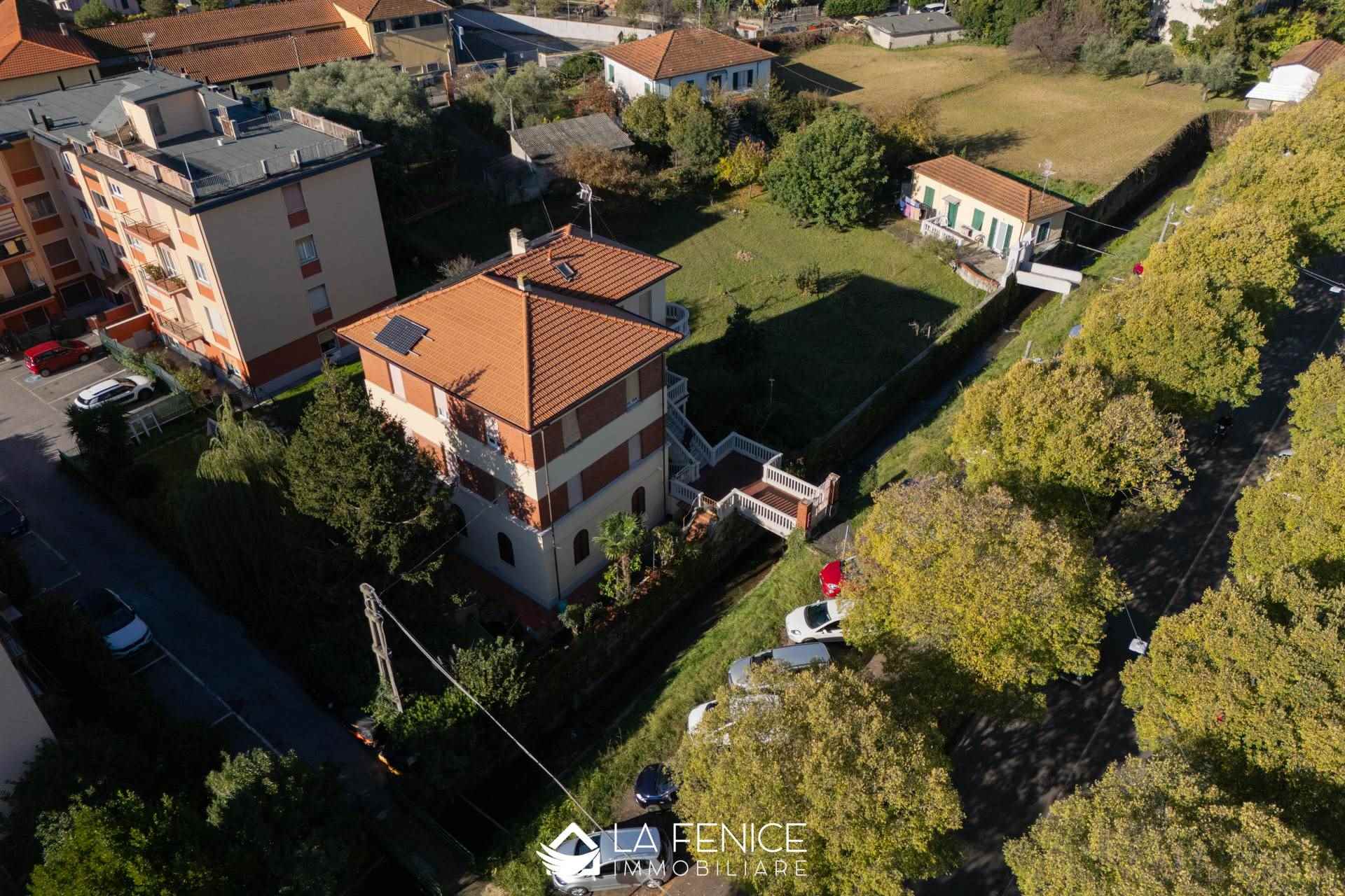 Appartamento a Sarzana con 5 locali di 118 m2 - Foto