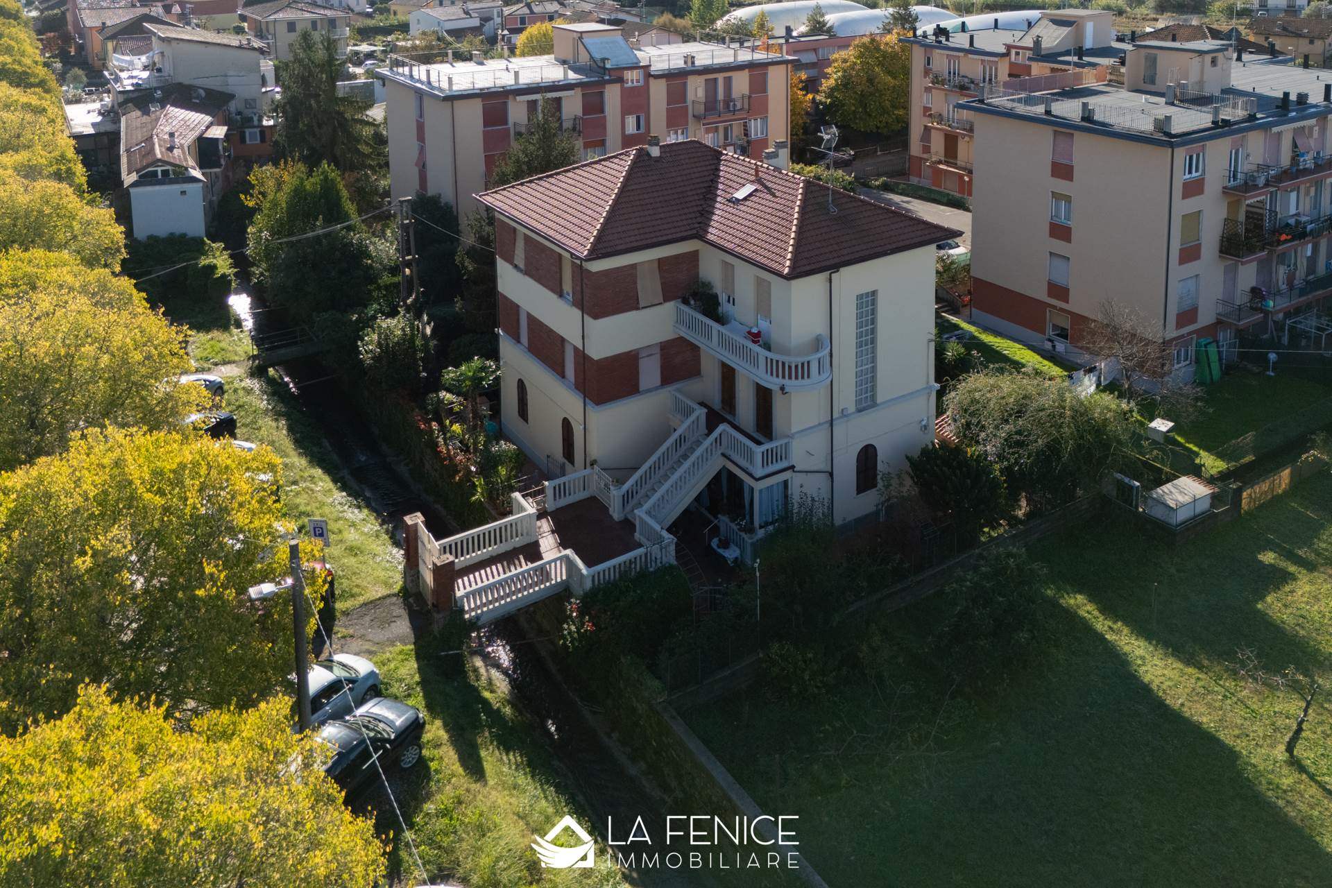 Appartamento a Sarzana con 5 locali di 118 m2 - Foto