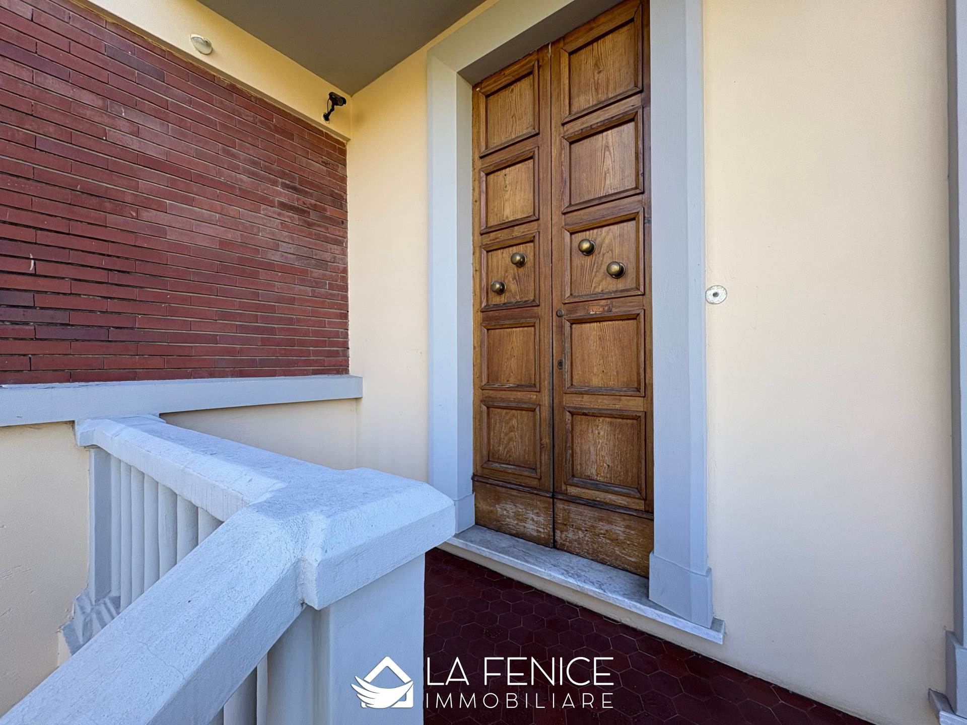 Appartamento a Sarzana con 5 locali di 118 m2 - Foto