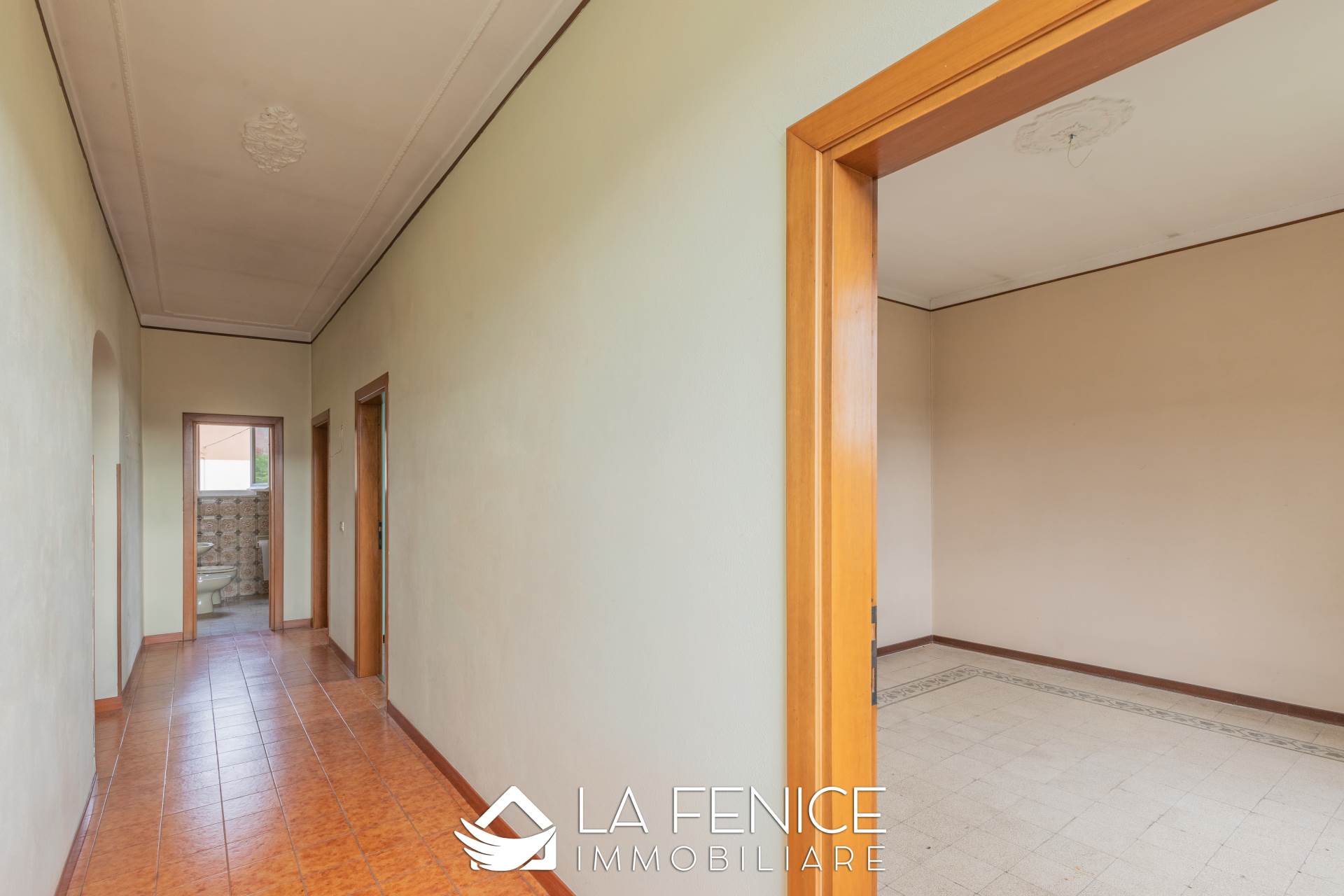 Appartamento a La spezia con 5 locali di 115 m2 - Foto Appartamento a La spezia con 5 locali di 115 m2 - Foto