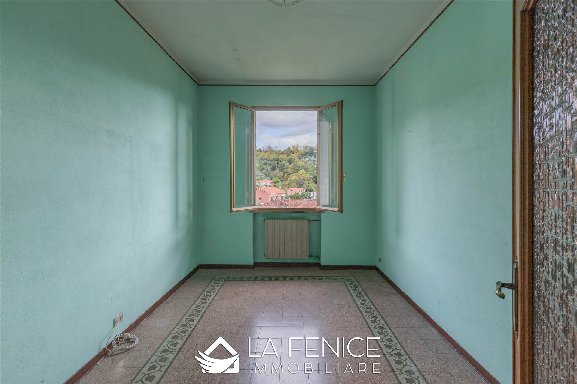 Appartamento a La spezia con 5 locali di 115 m2 - Foto Appartamento a La spezia con 5 locali di 115 m2 - Foto