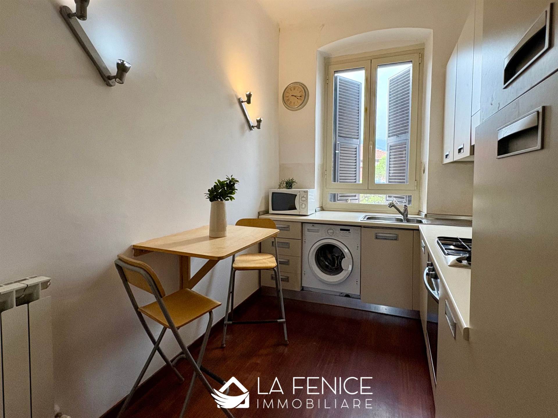 Appartamento a La spezia con 4 locali di 74 m2 - Foto Appartamento a La spezia con 4 locali di 74 m2 - Foto