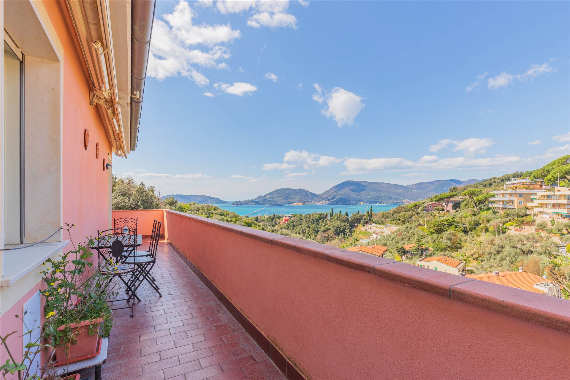 Appartamento a Lerici con 4 locali di 95 m2 - Foto