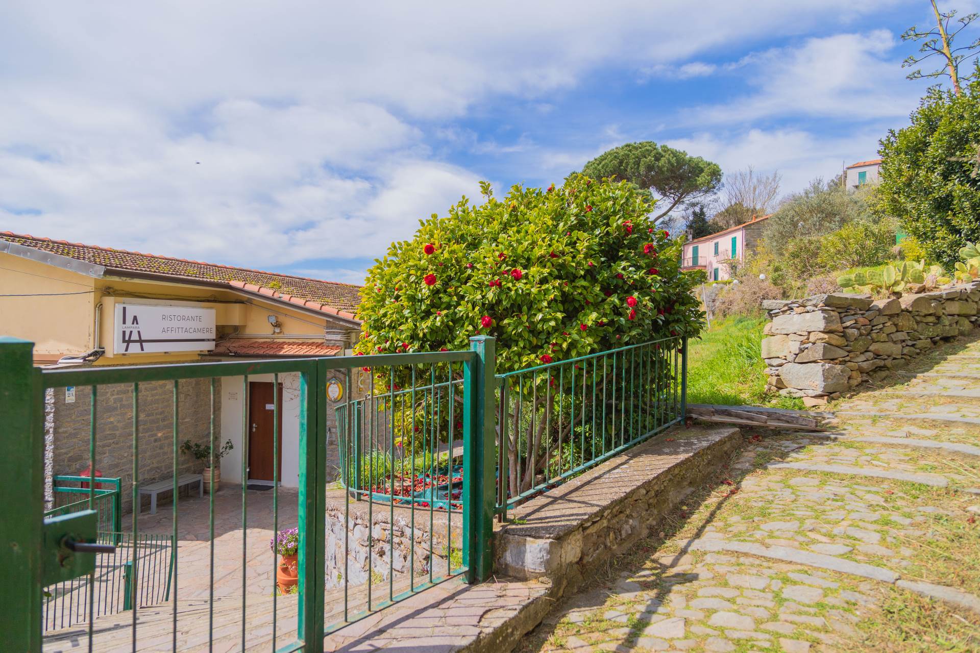 Villa a La spezia con 12 locali di 200 m2 - Foto