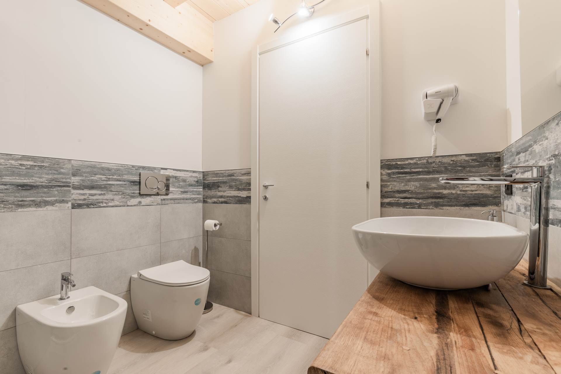 Villa a La spezia con 12 locali di 200 m2 - Foto