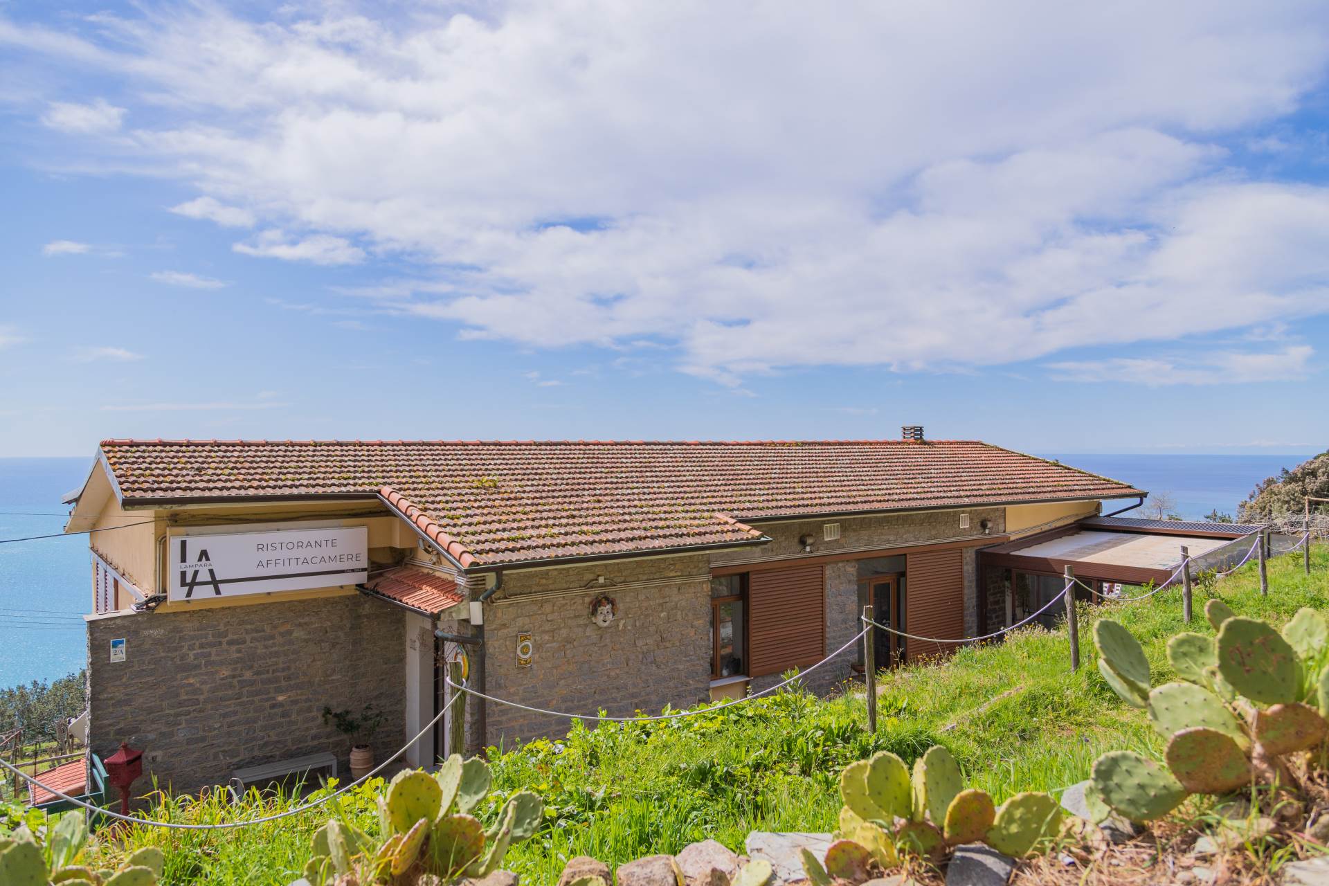 Villa a Riomaggiore con 12 locali di 200 m2 - Foto