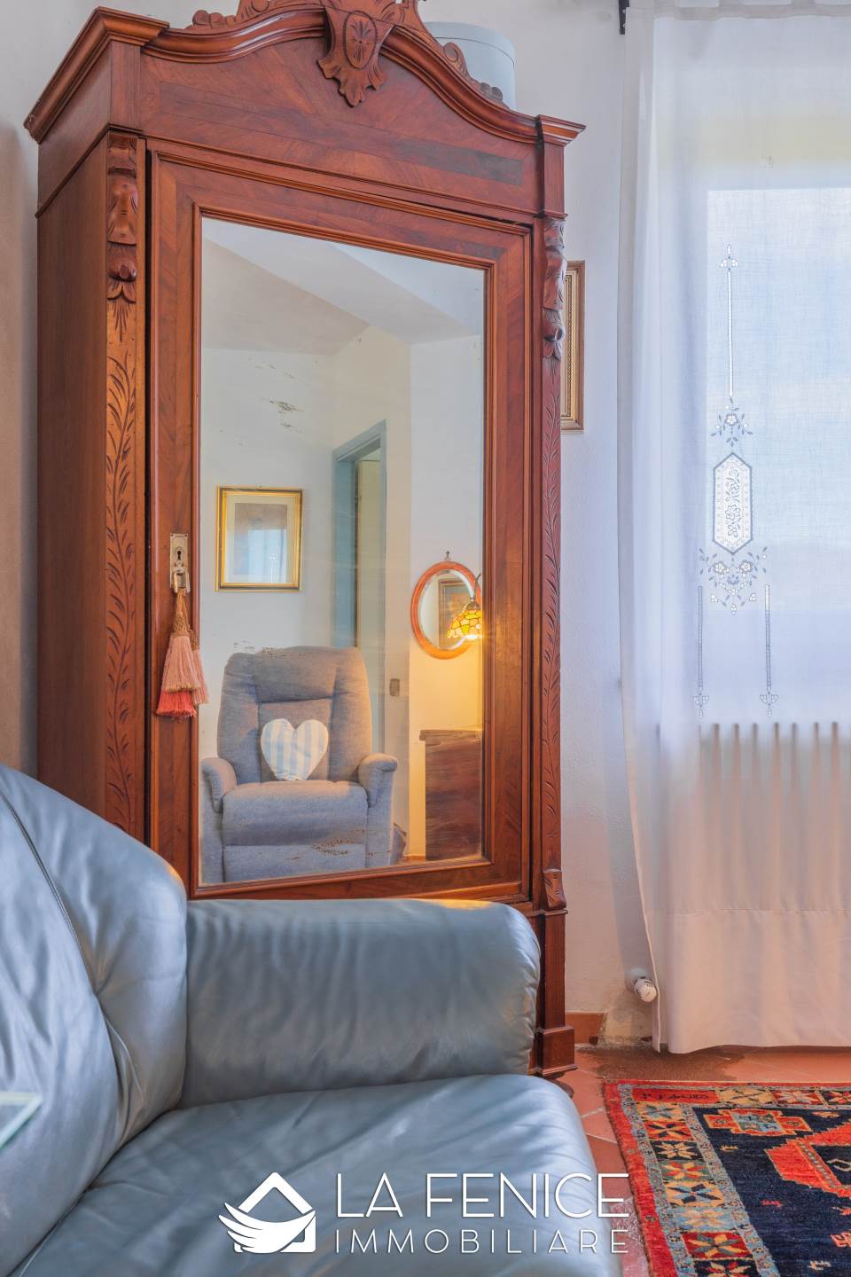 Villa a Vezzano ligure con 12 locali di 264 m2 - Foto