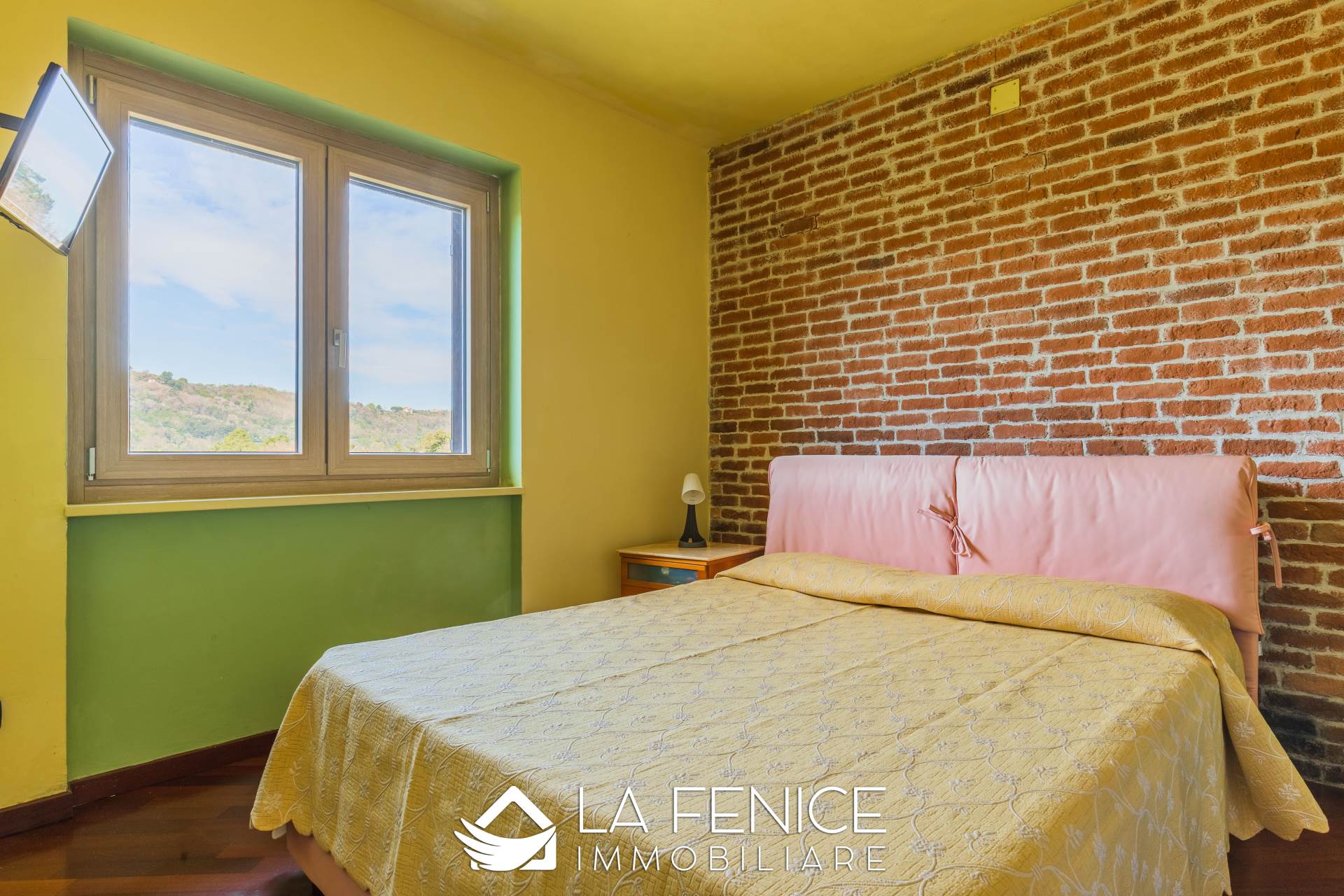 Villa a Vezzano ligure con 12 locali di 264 m2 - Foto