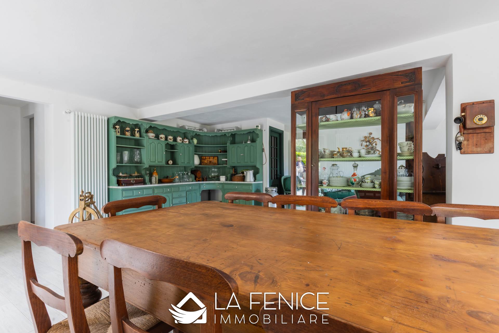 Villa a Vezzano ligure con 12 locali di 264 m2 - Foto